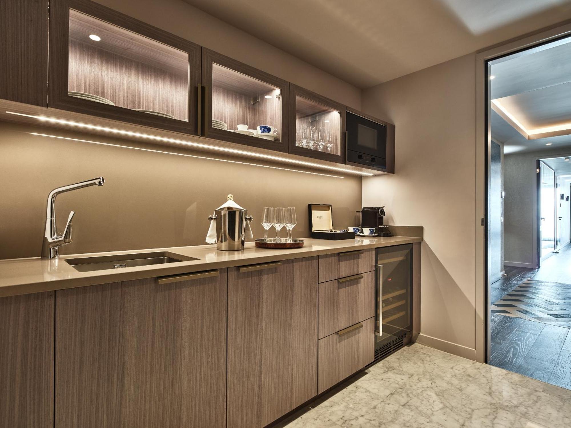 Hyatt Regency 5* Amsterdam