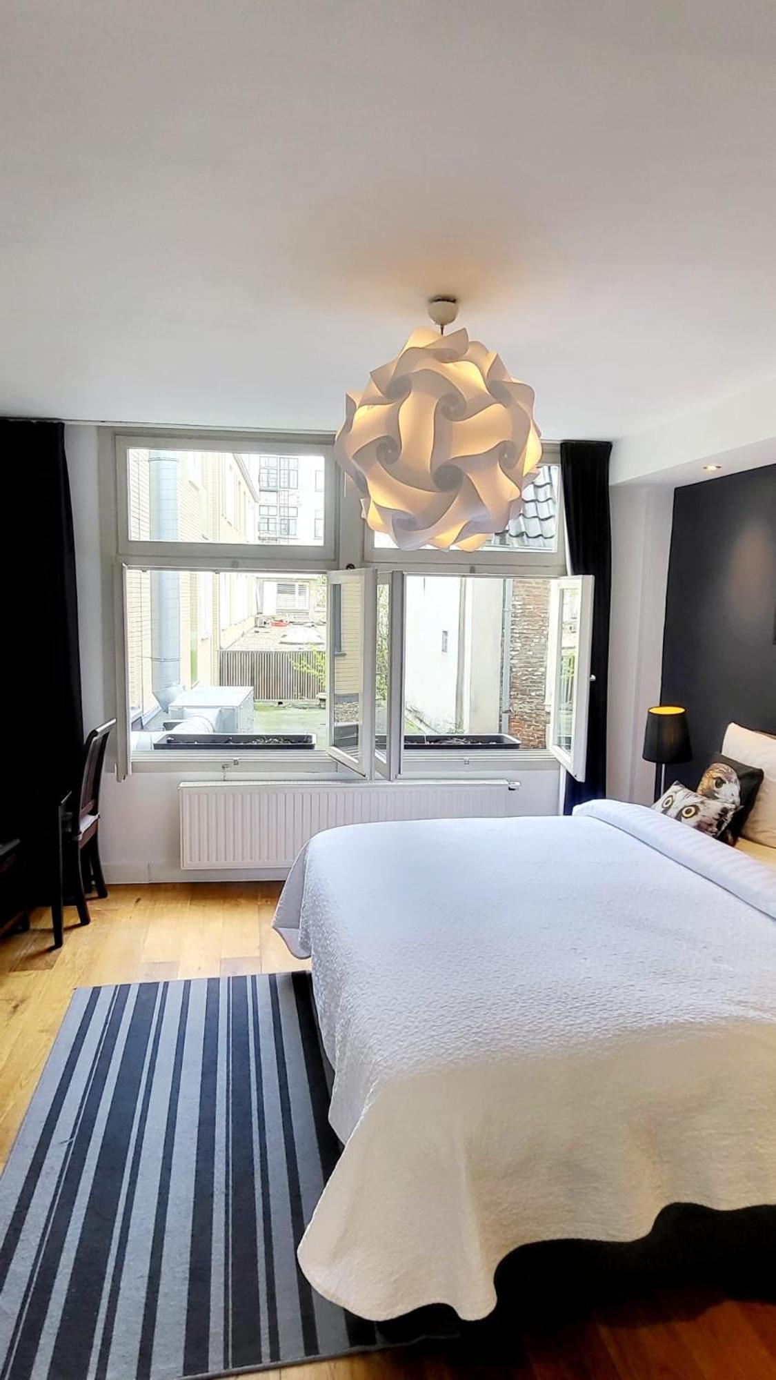 Velvetamsterdam