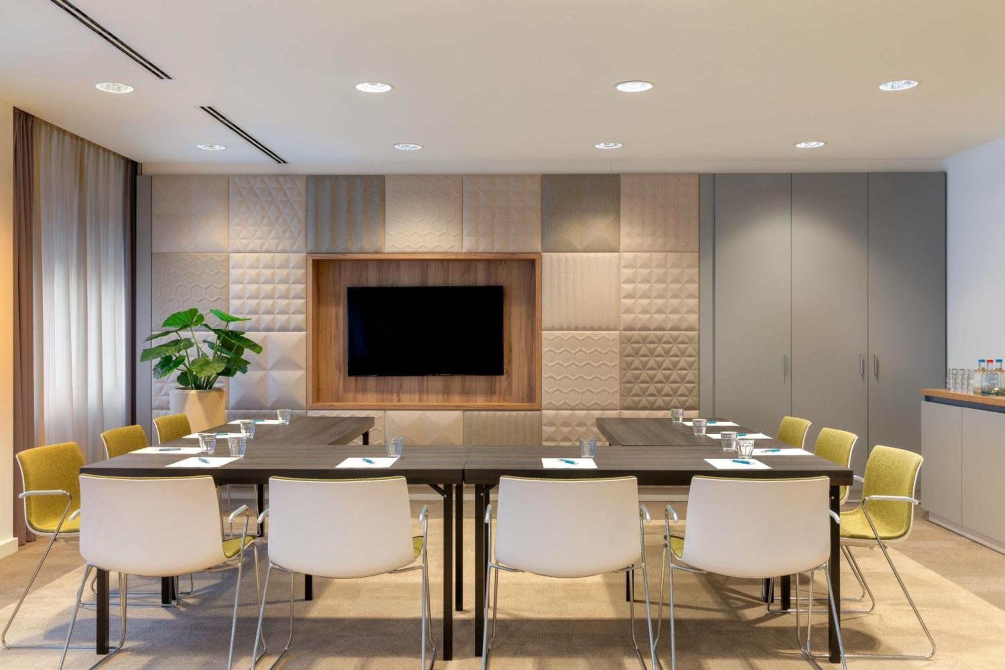Hotel Element 4*