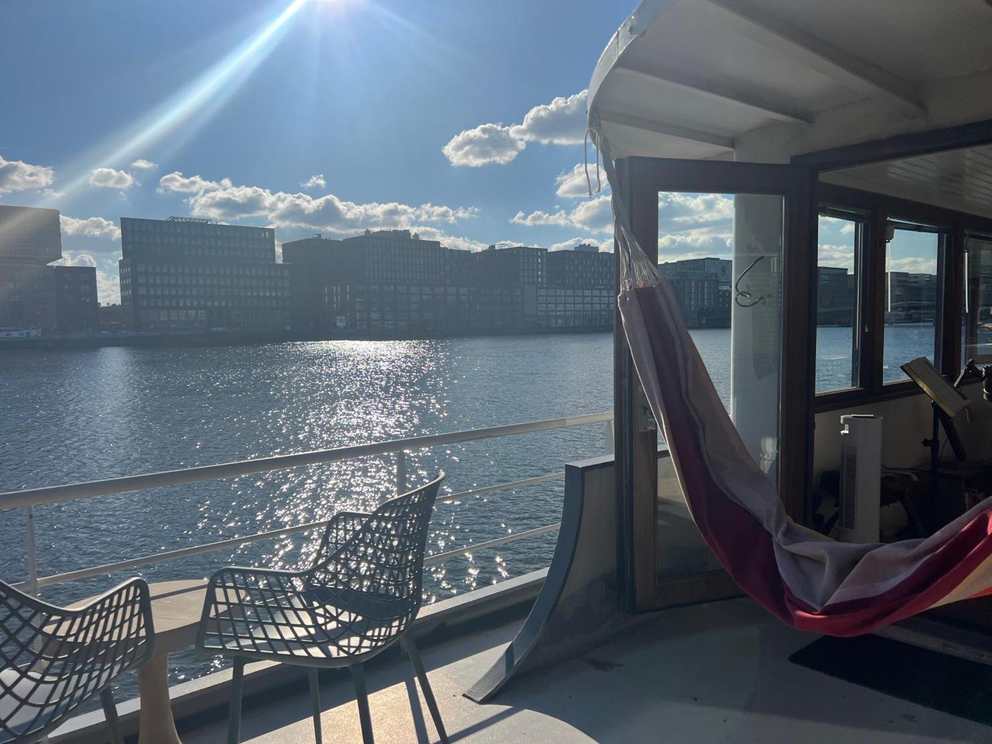 Stunning Boat With A View * Amsterdam