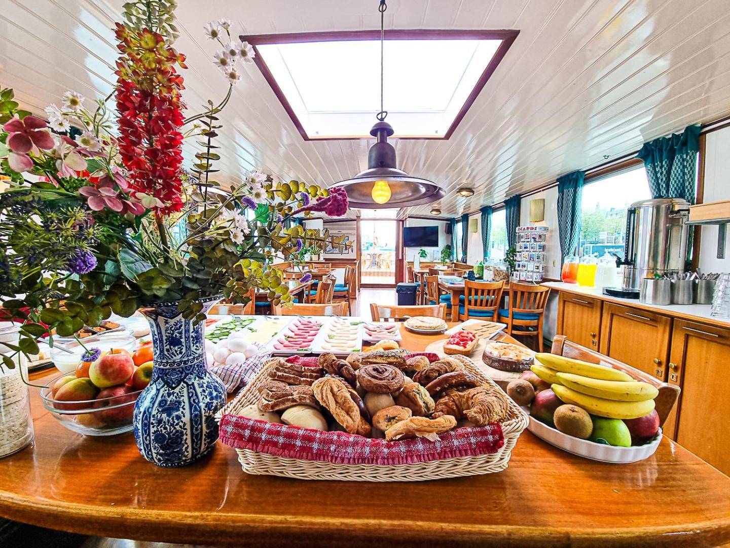 Hotel Hotelboat Amsterdam