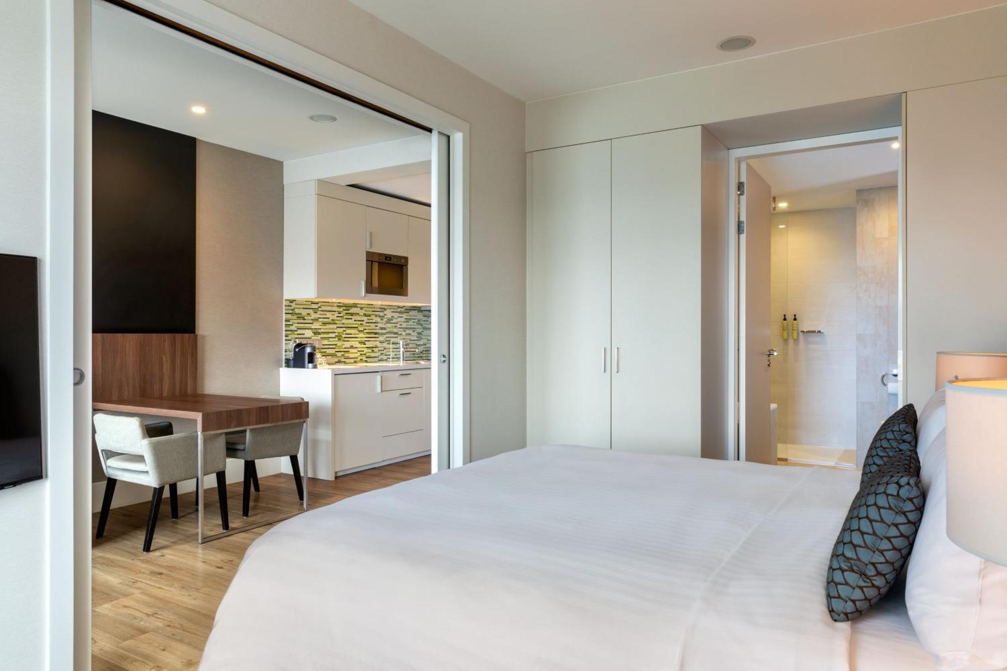 Element Hotel Amsterdam
