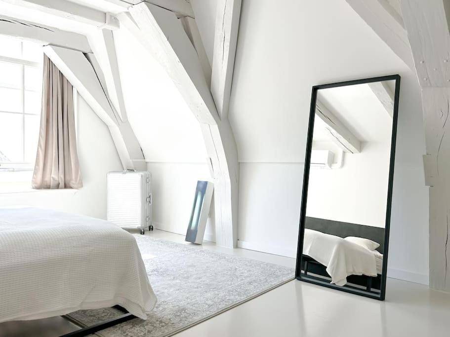Wijnkopershuis Hendricksz * Amsterdam