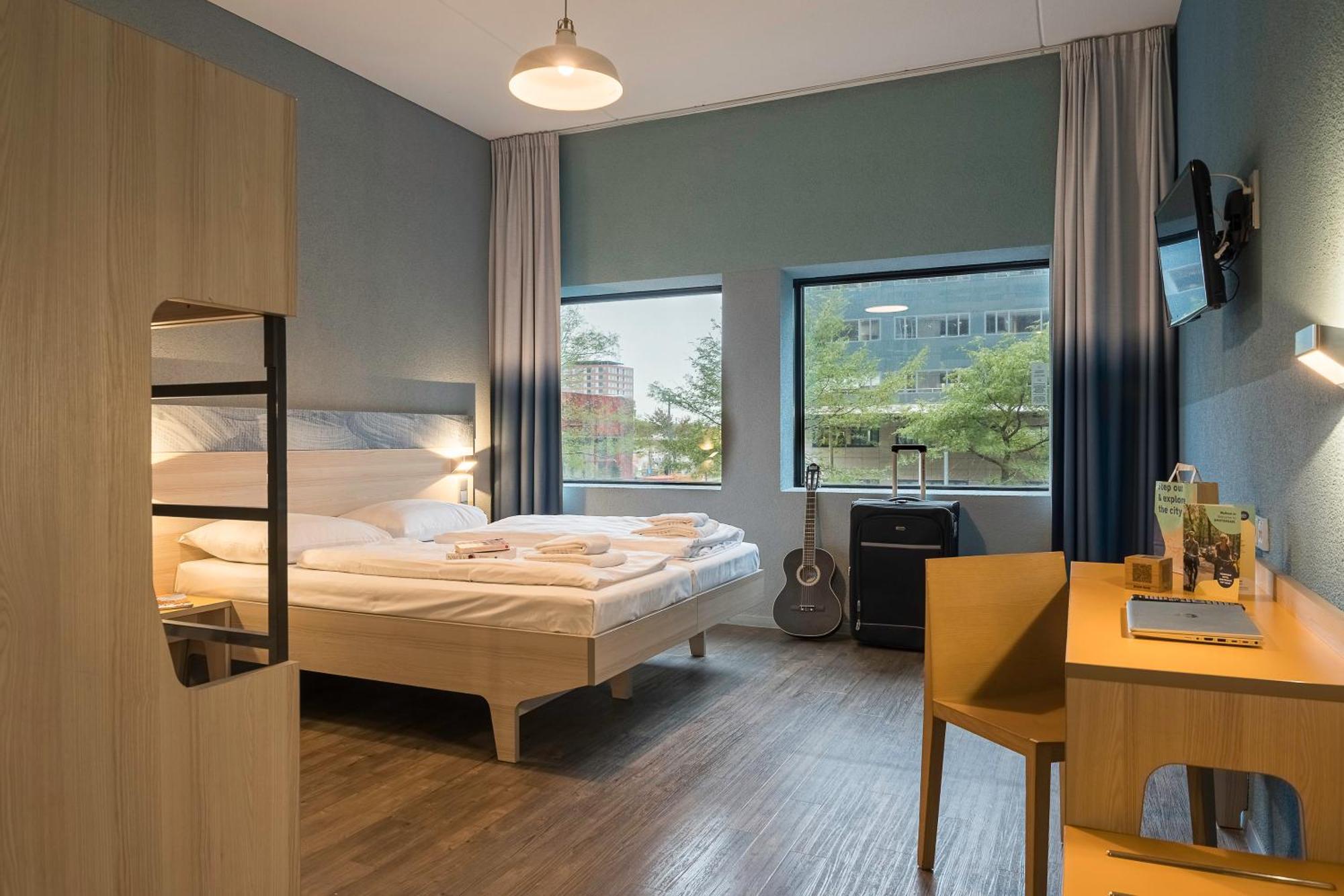 Meininger West Hotel