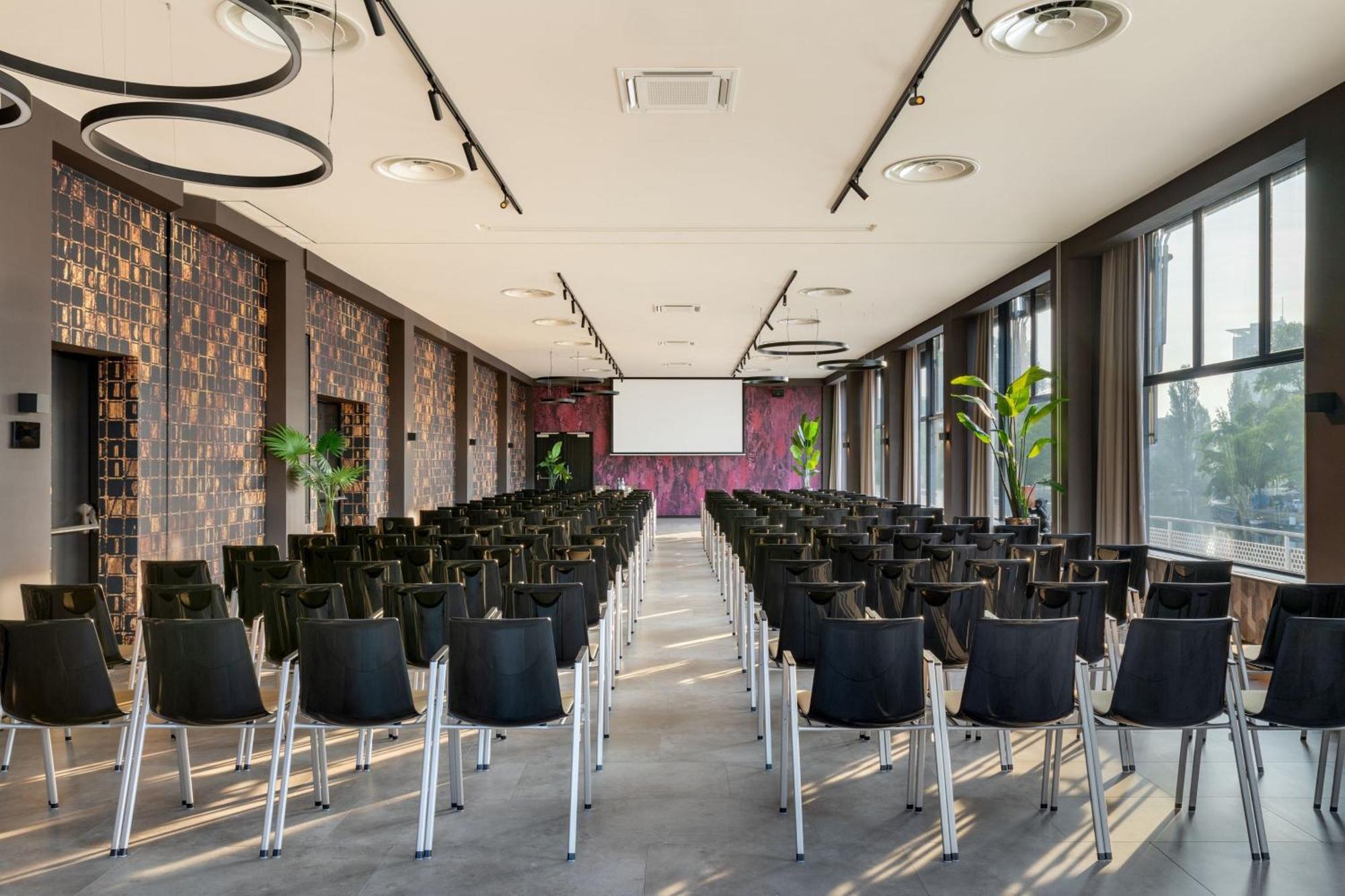 Apollo Amsterdam, A Tribute Portfolio Hotel