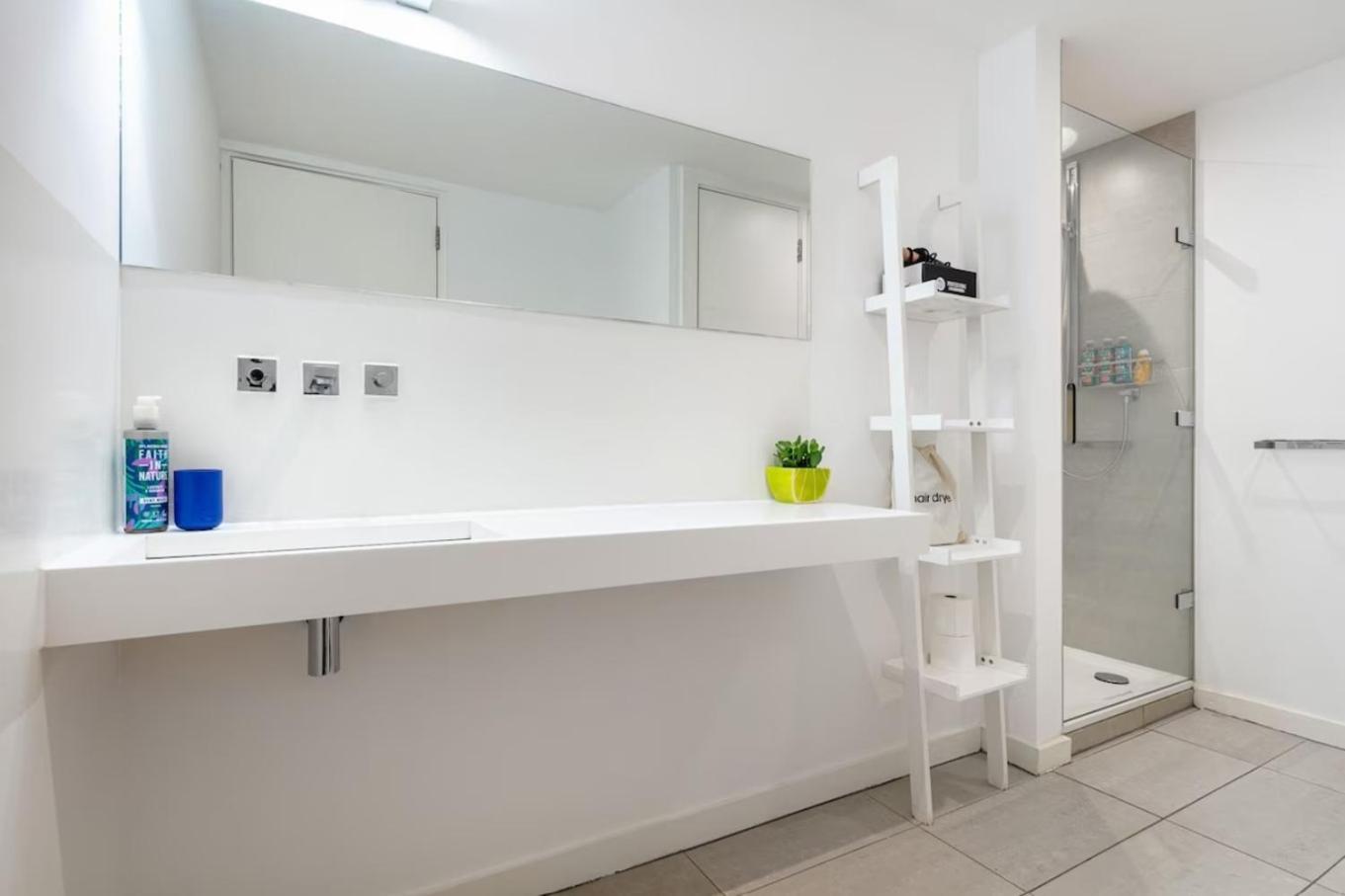 Rovse Sns Holiday home *