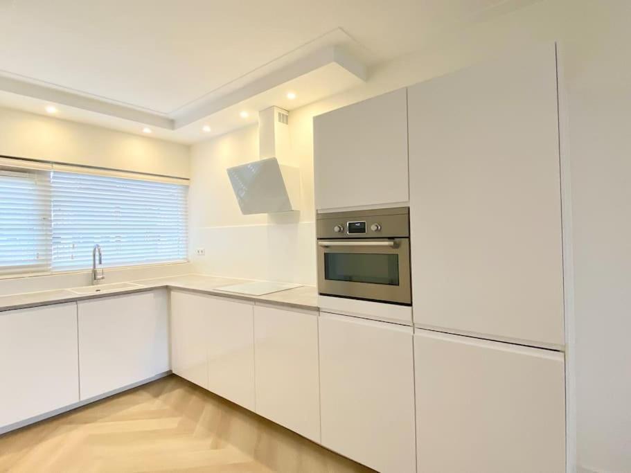 Luxe Station Zuid Apartment *