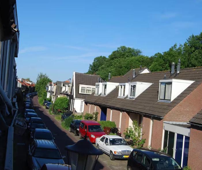 Apartment With Terras In Noord *