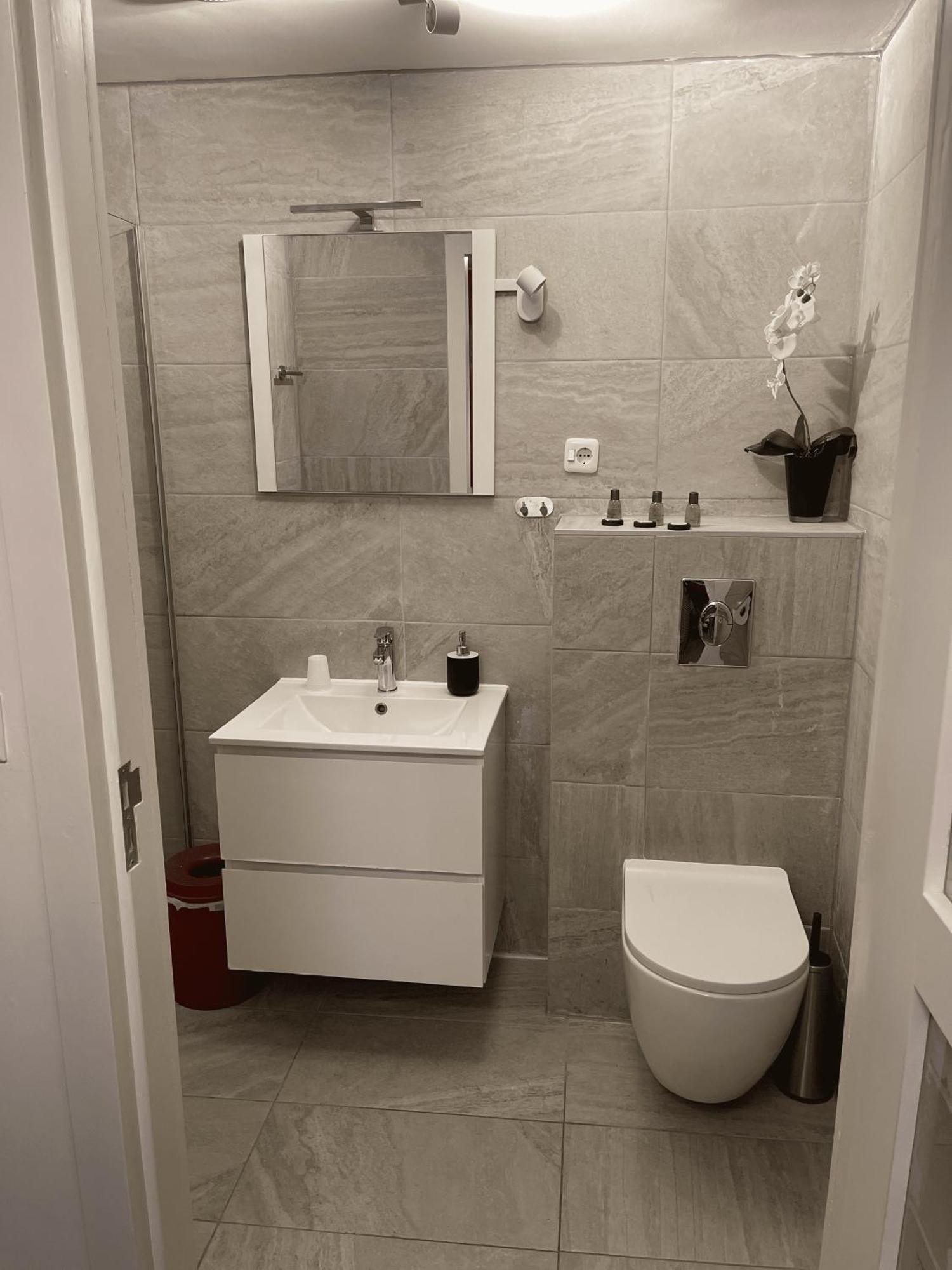 Anco Hotel *