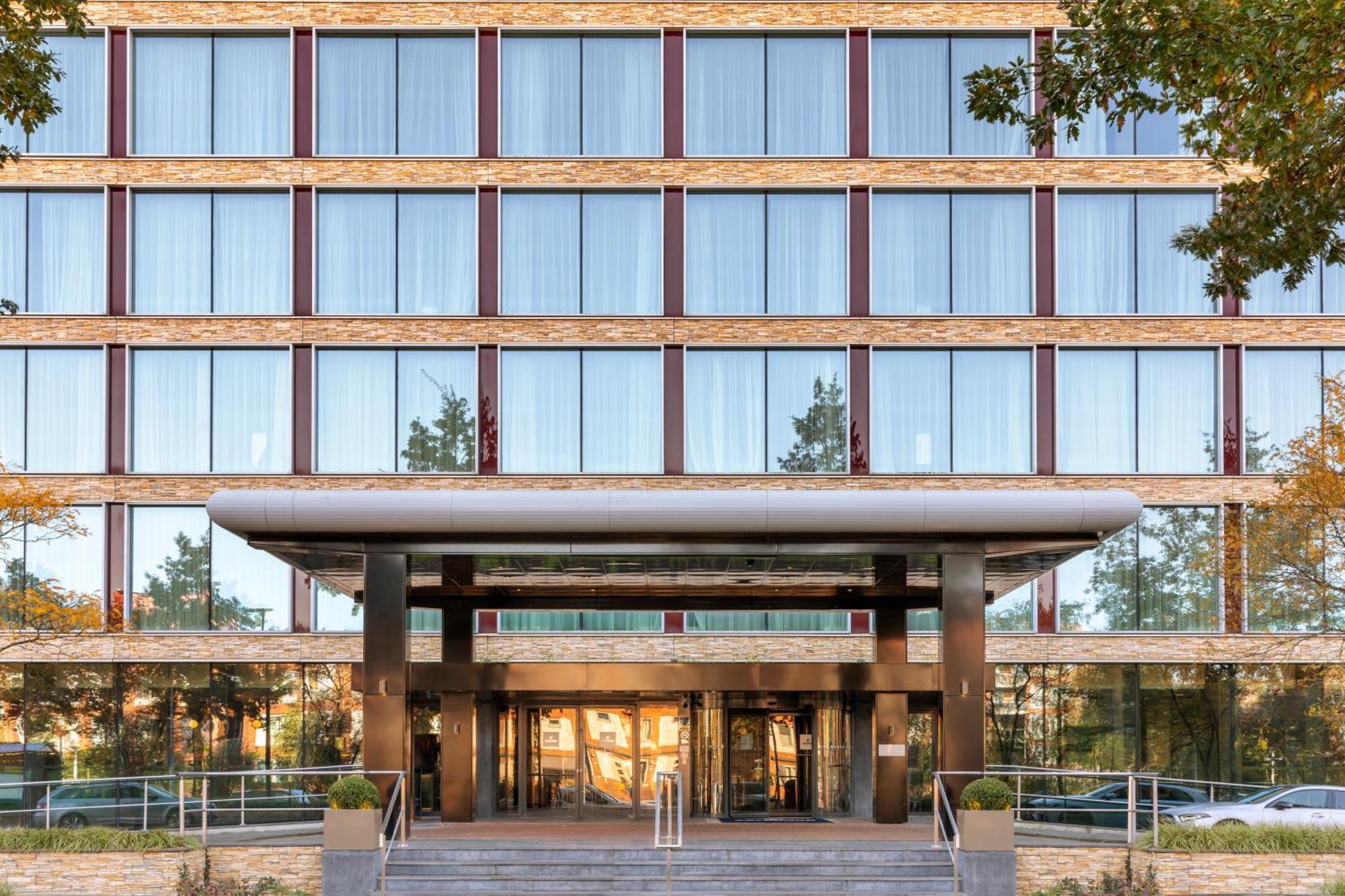 Hotel Corendon New-west, A Tribute Portfolio