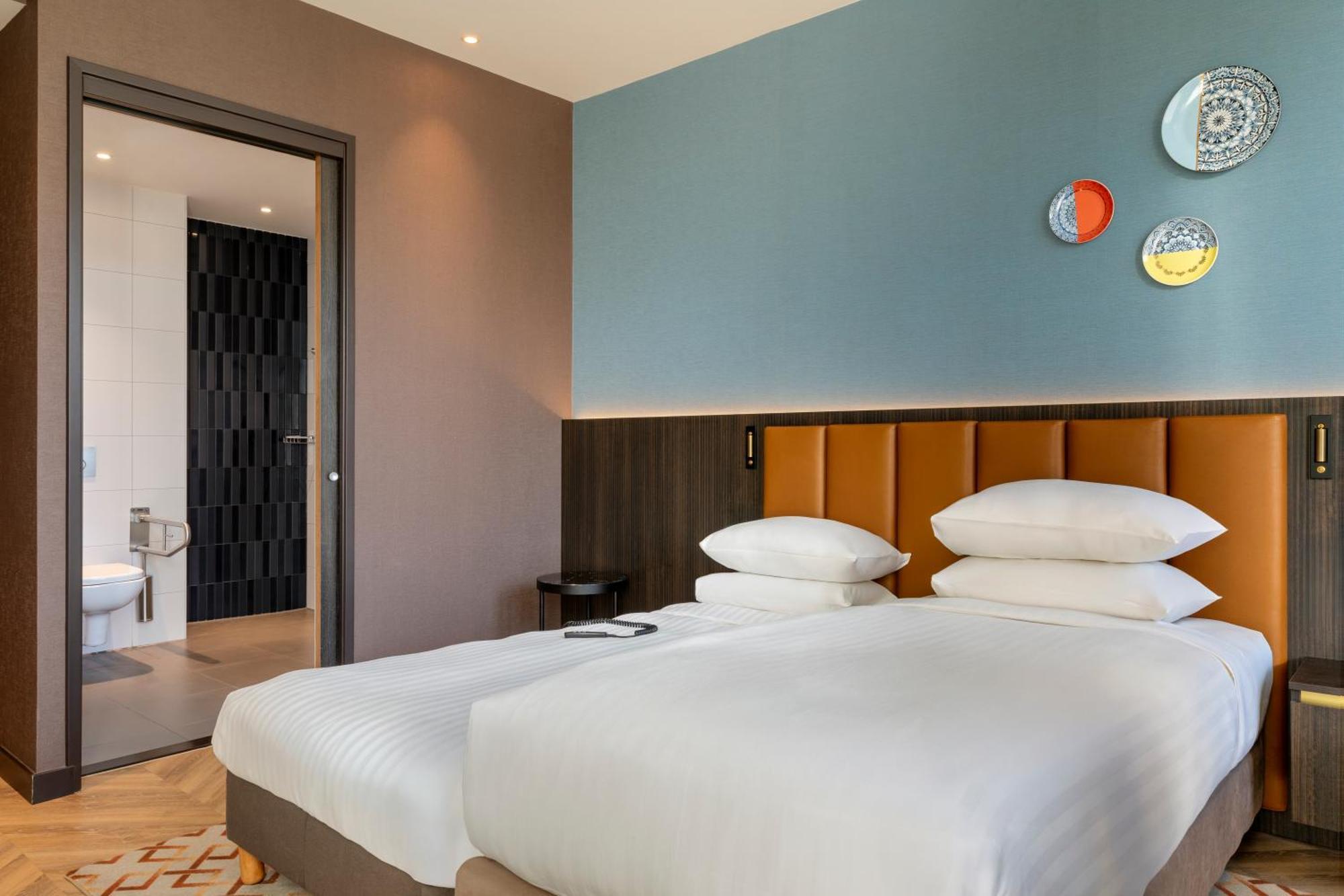 Corendon New-west, A Tribute Portfolio Hotel 4*