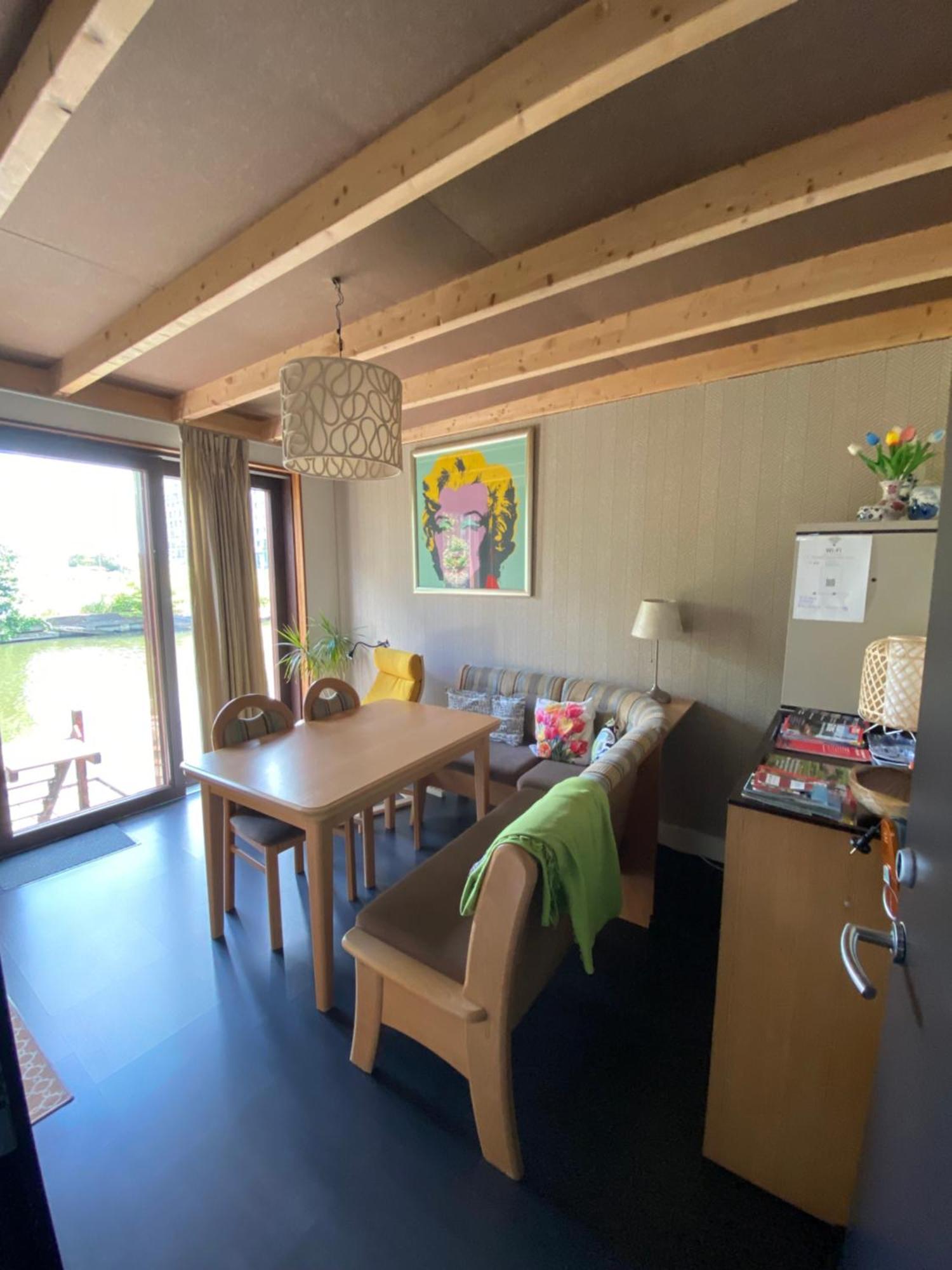 T Verkeren - Houseboat * Amsterdam
