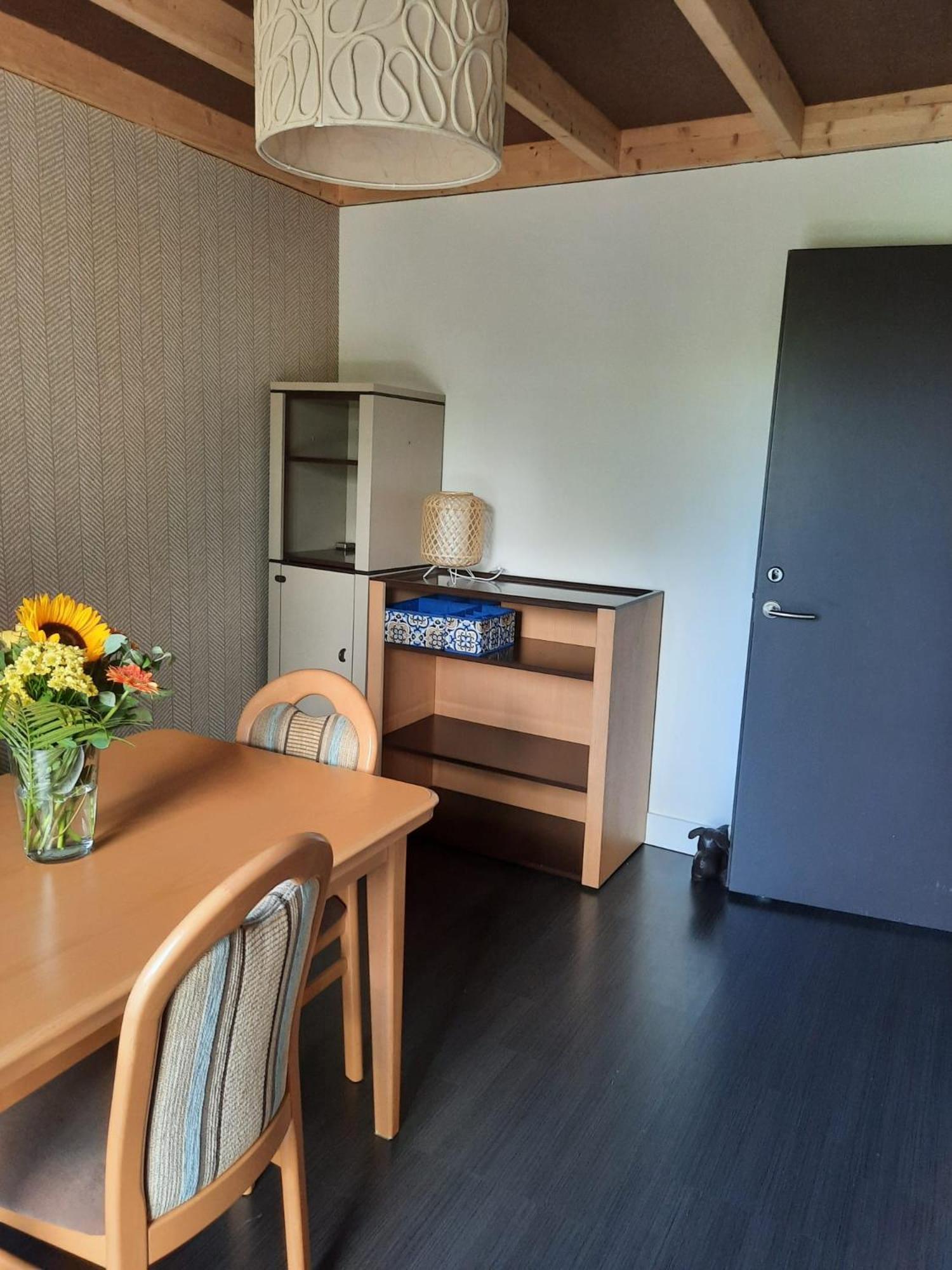T Verkeren - Houseboat *