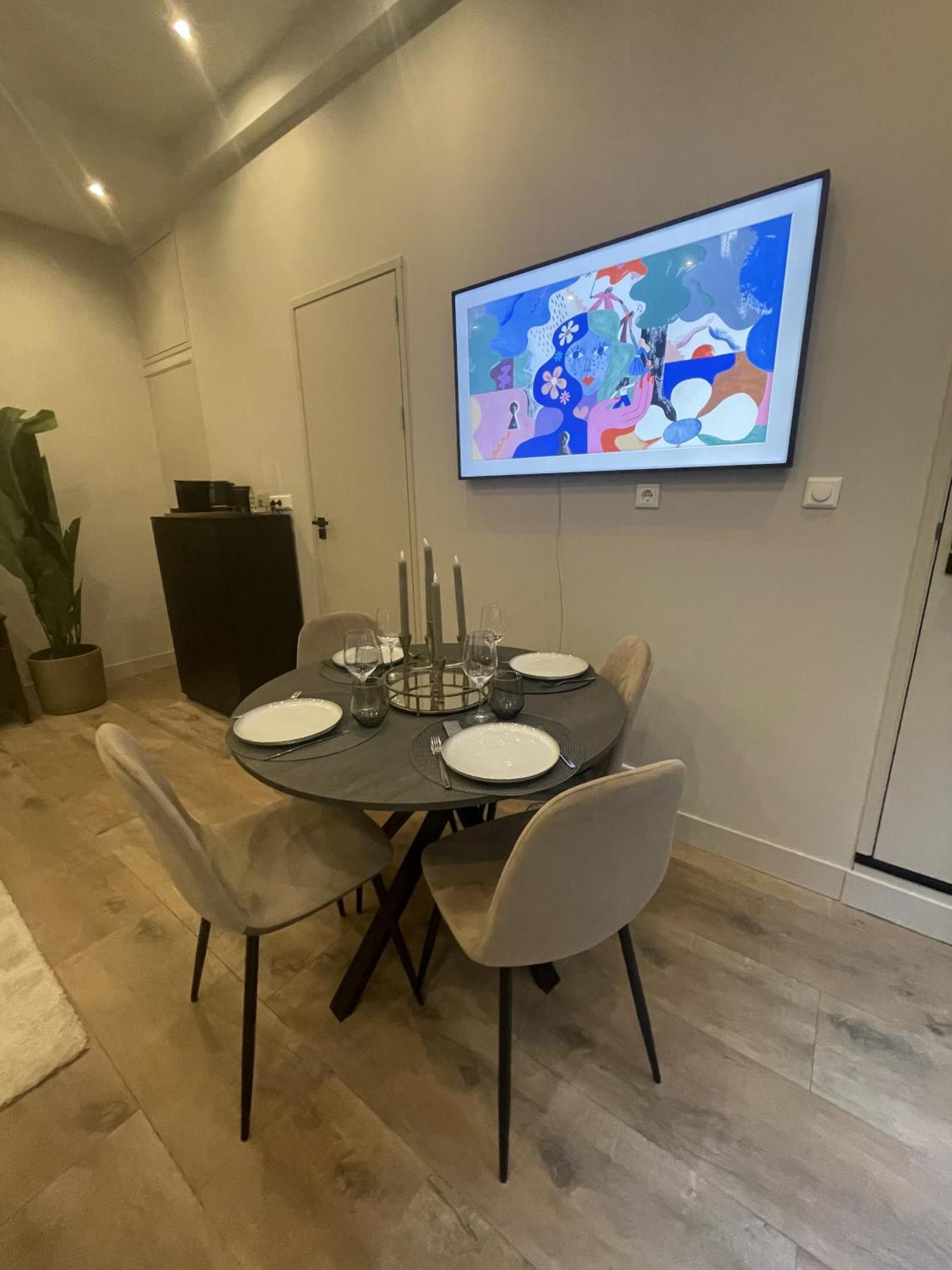 Grachtenappartement * Amsterdam