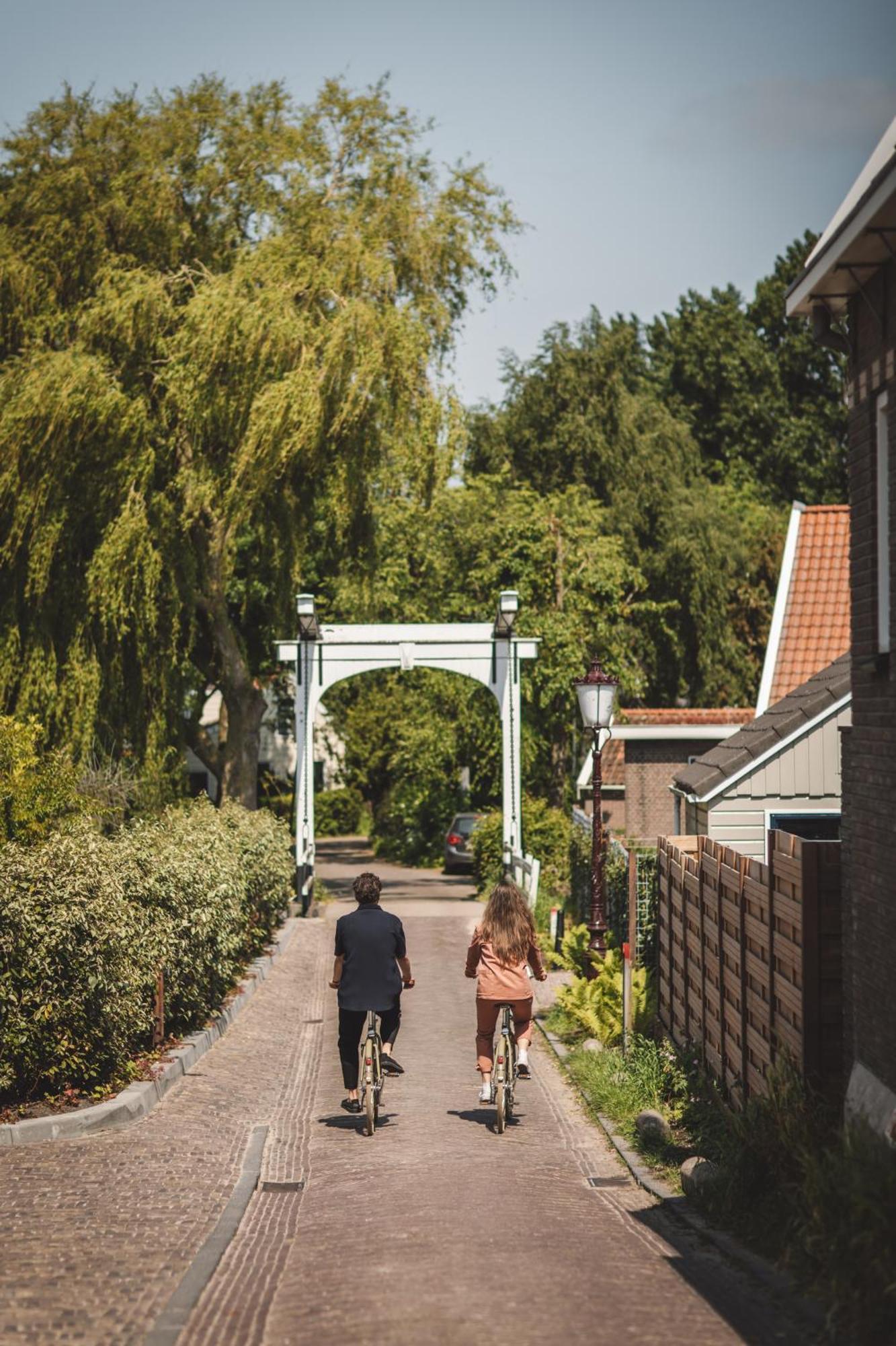 De Durgerdam, Hotel Amsterdam