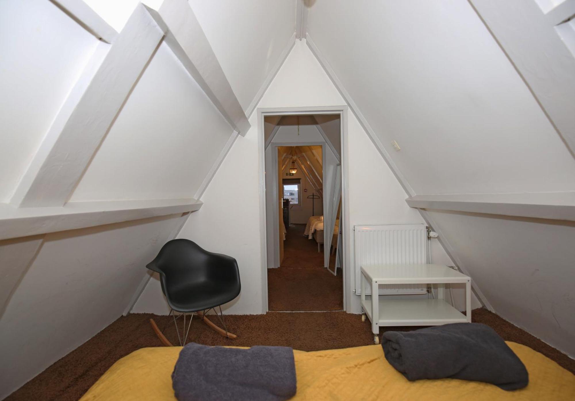Dok Aparthotel *