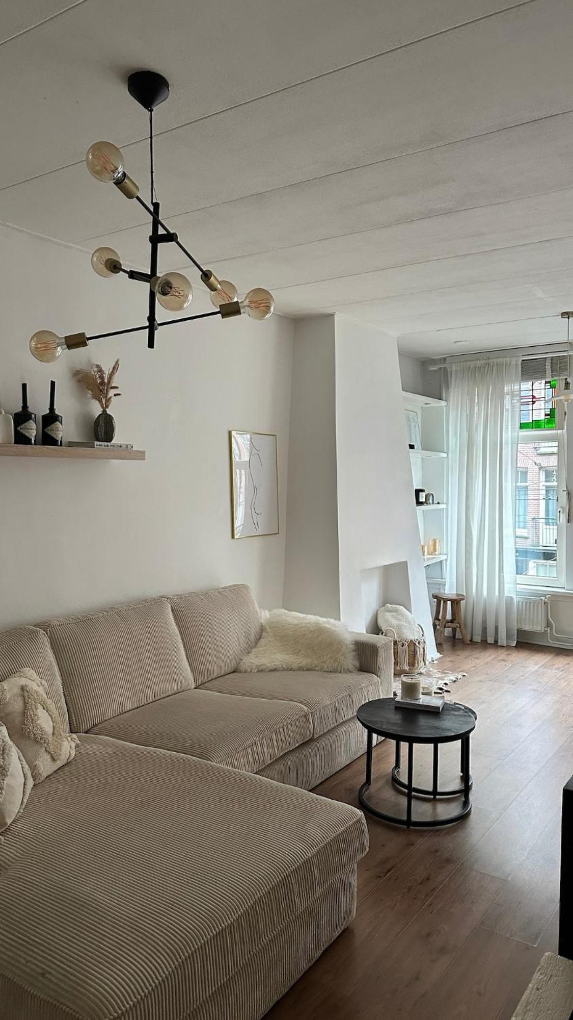 In Stadsdeel West Apartment