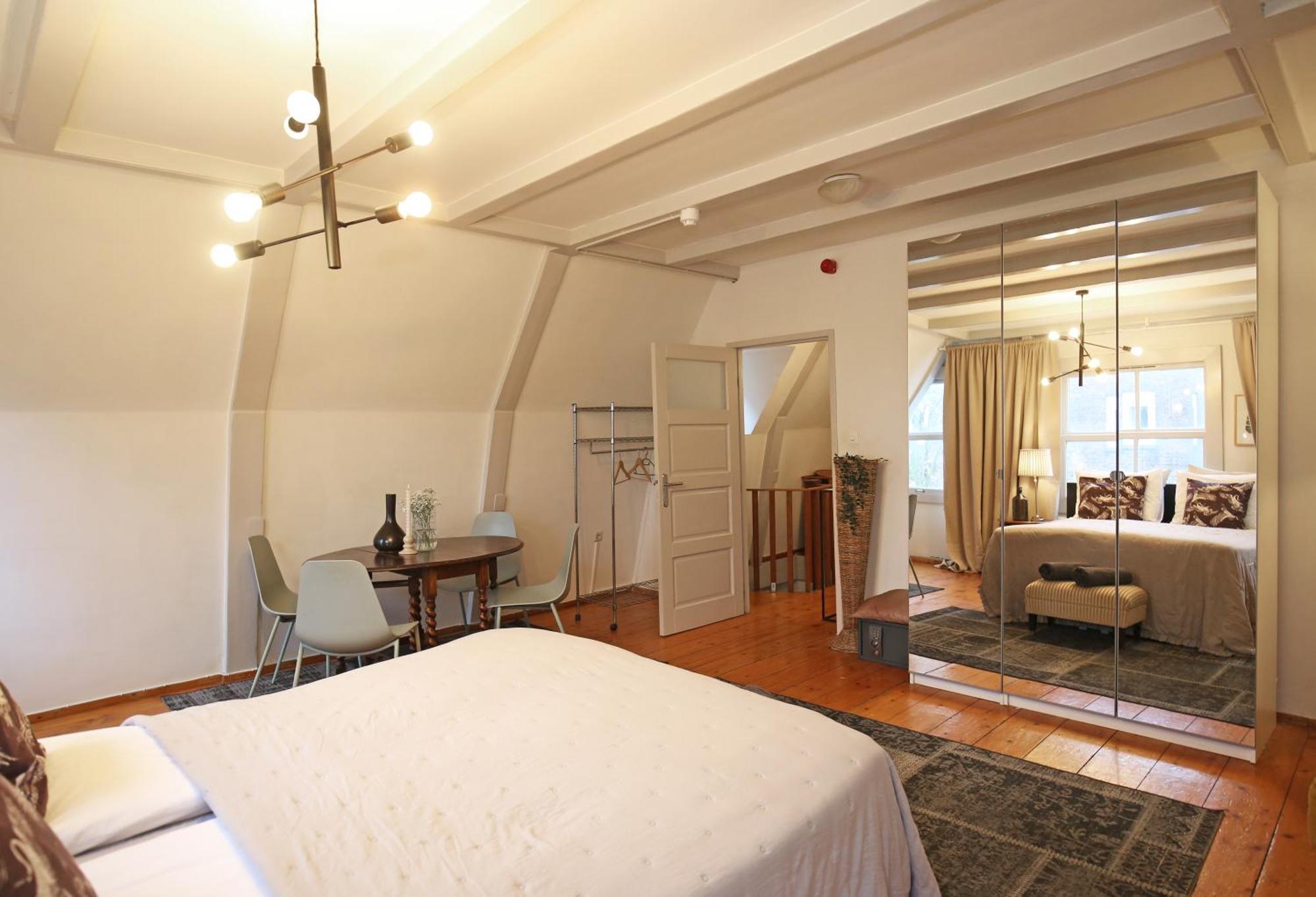 Aparthotel Dok