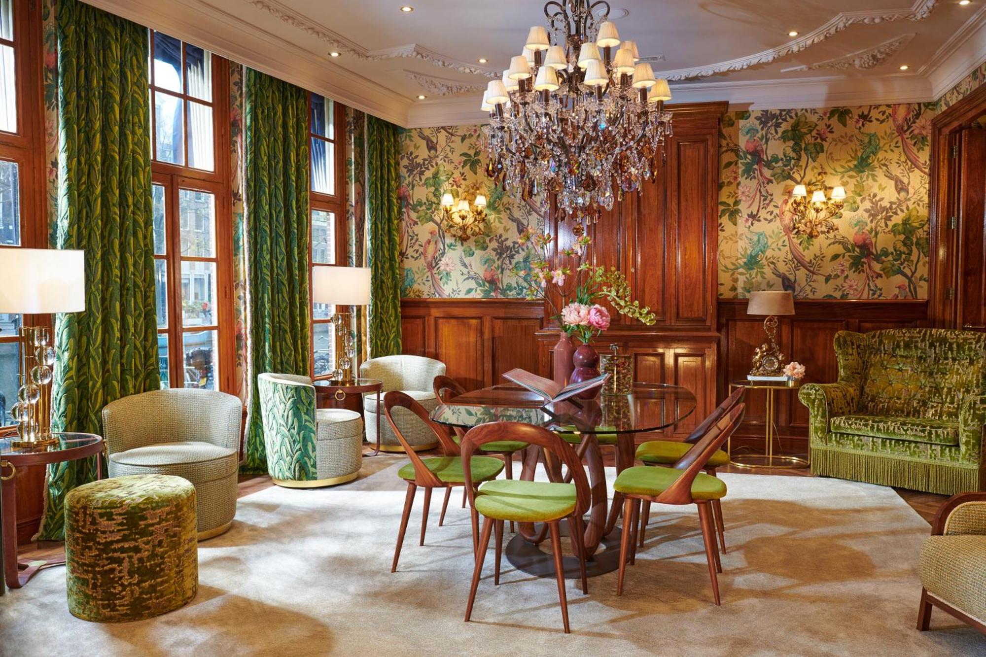 Estheréa Hotel 4*