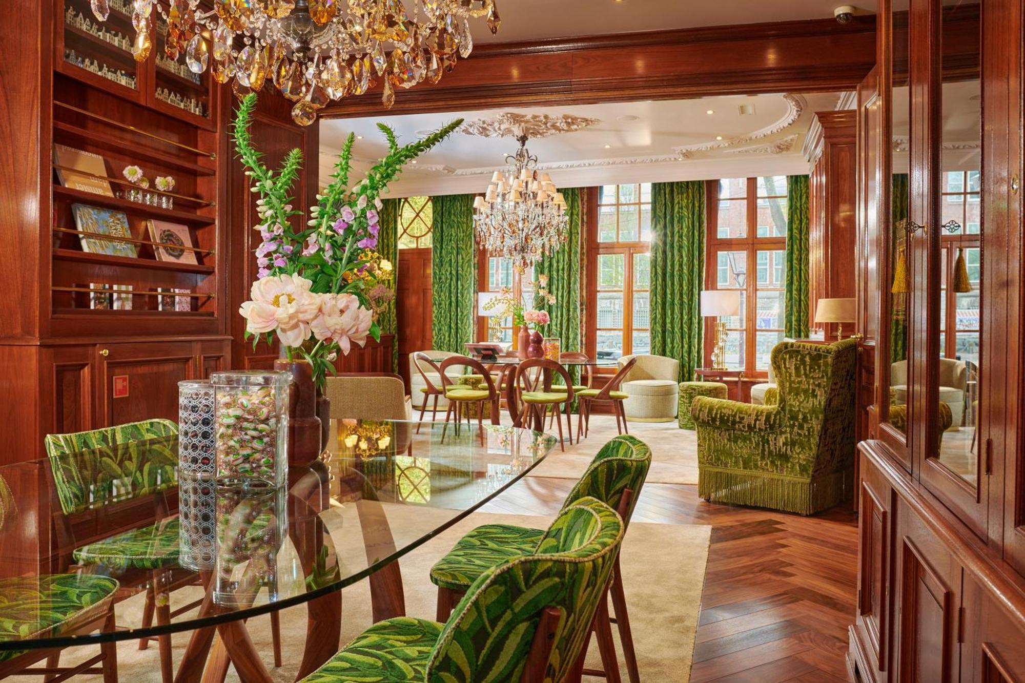 Hotel Estheréa 4*