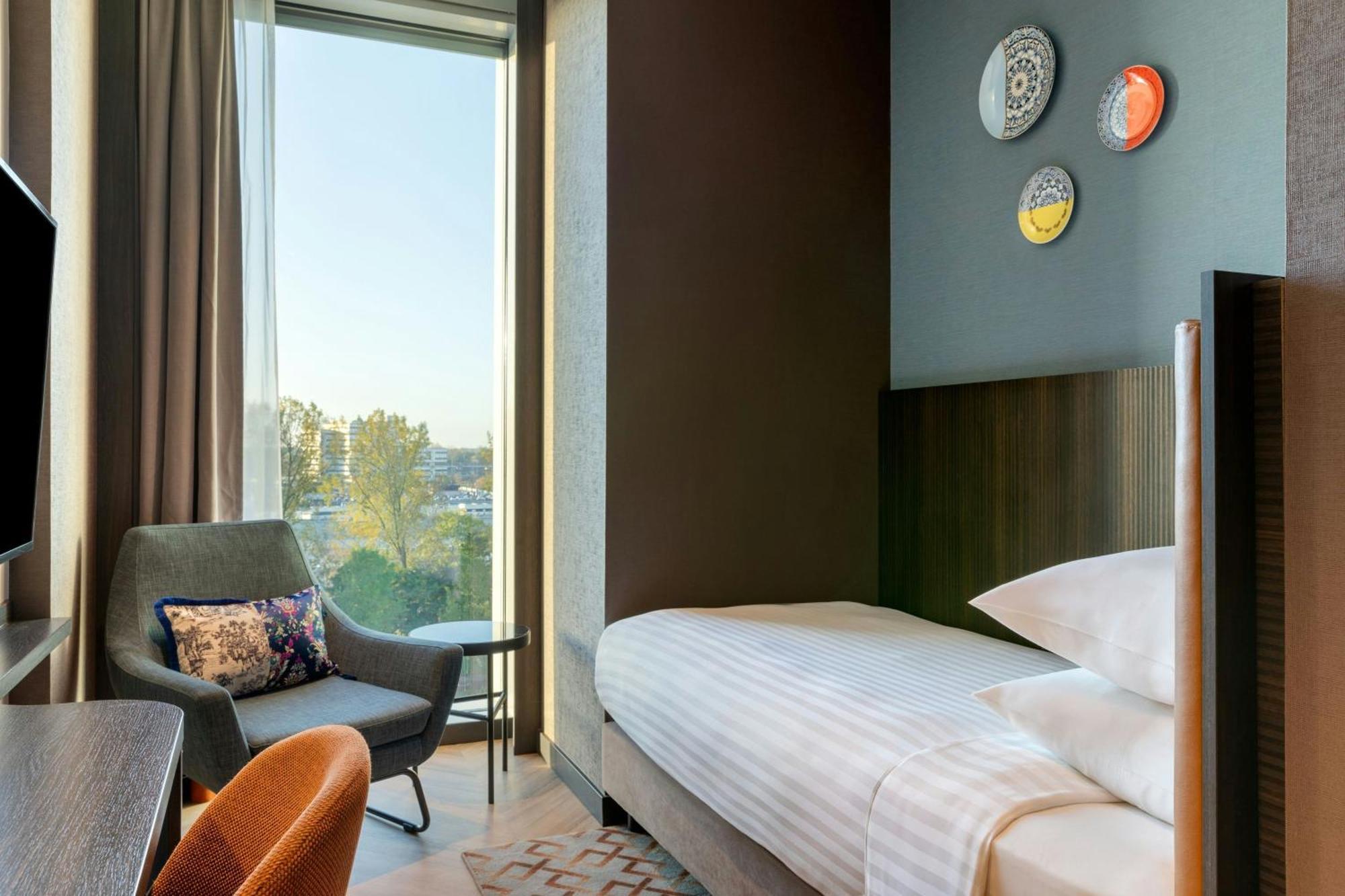 Hotel Corendon New-west, A Tribute Portfolio