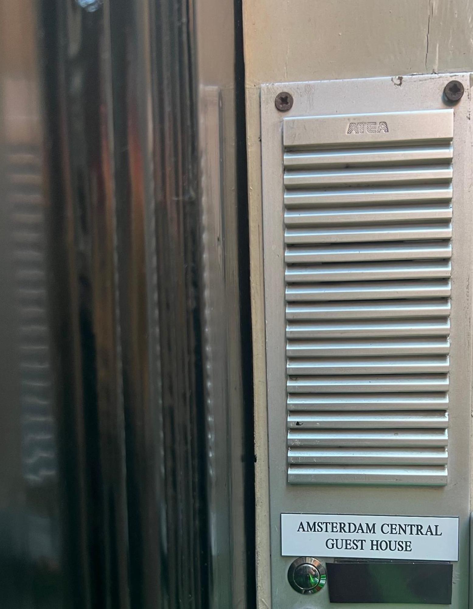 Amsterdam Central Guest House 2*