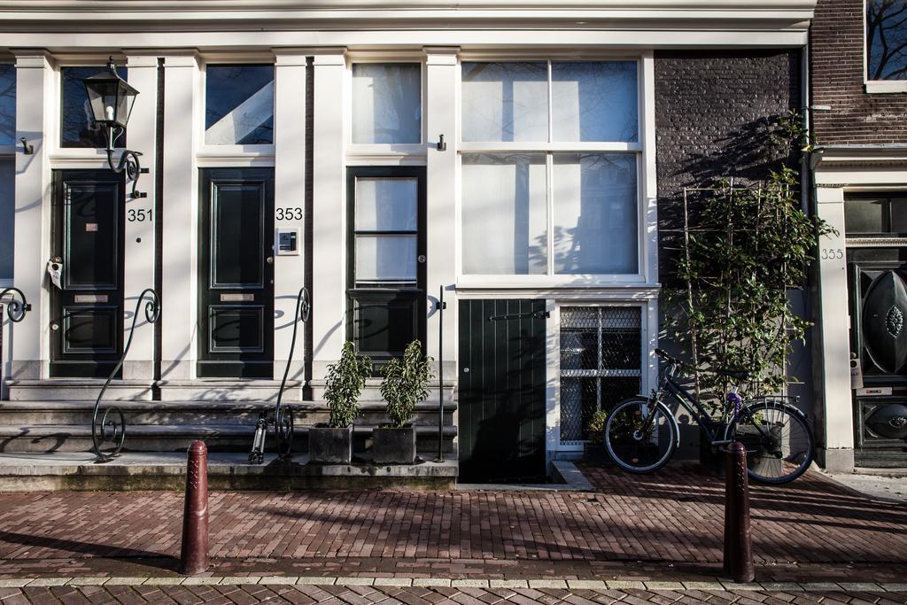 Singel Centre Bed & Breakfast 2*