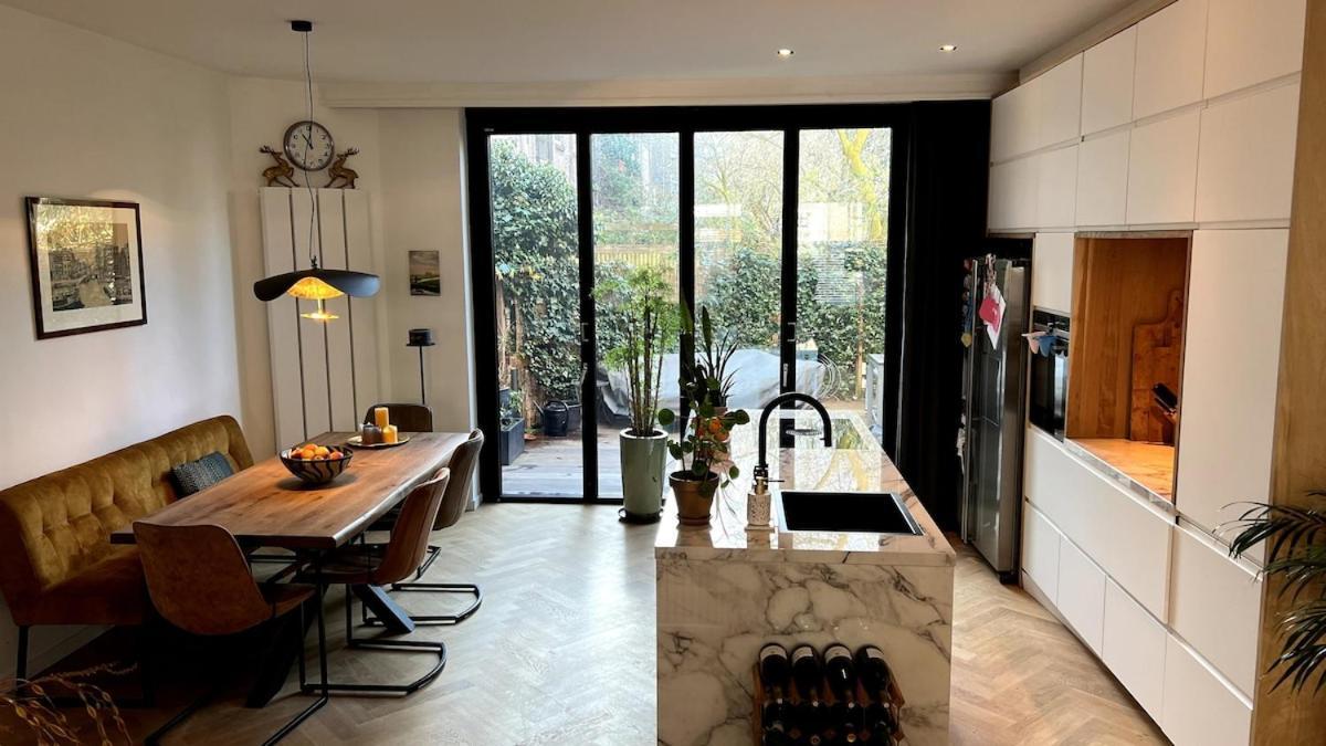 Spacious Familyhouse With Garden In Zuid Apartment Amsterdam