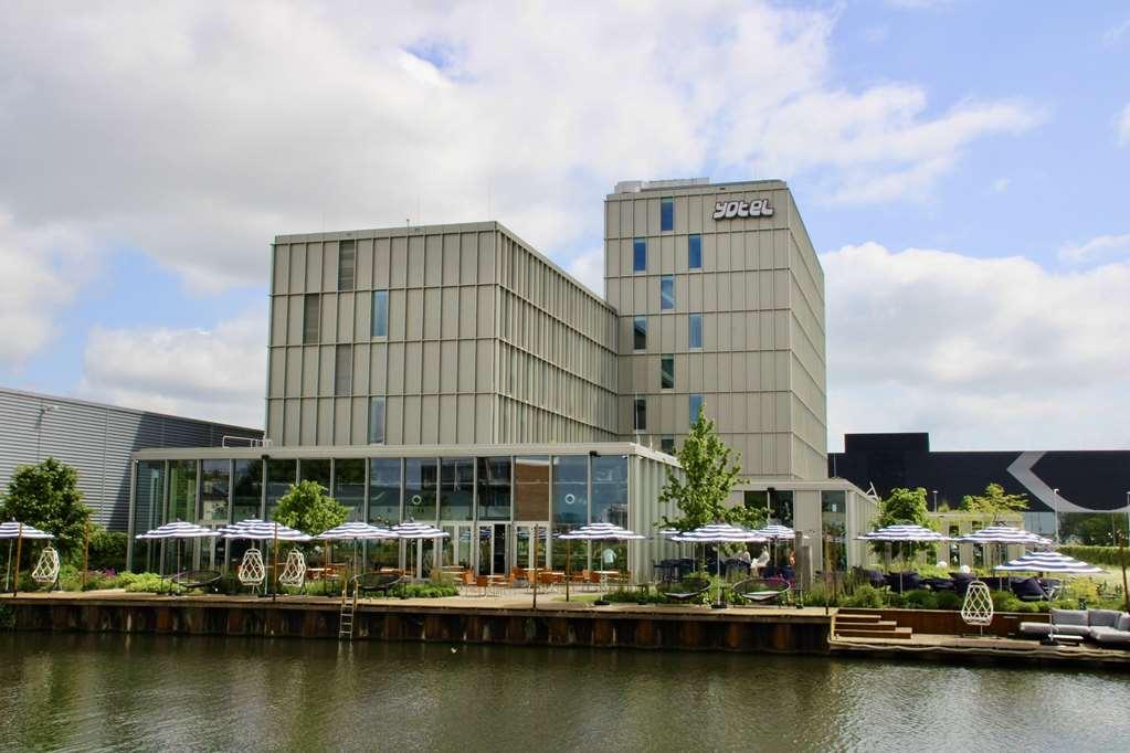 Yotel Hotel 4*