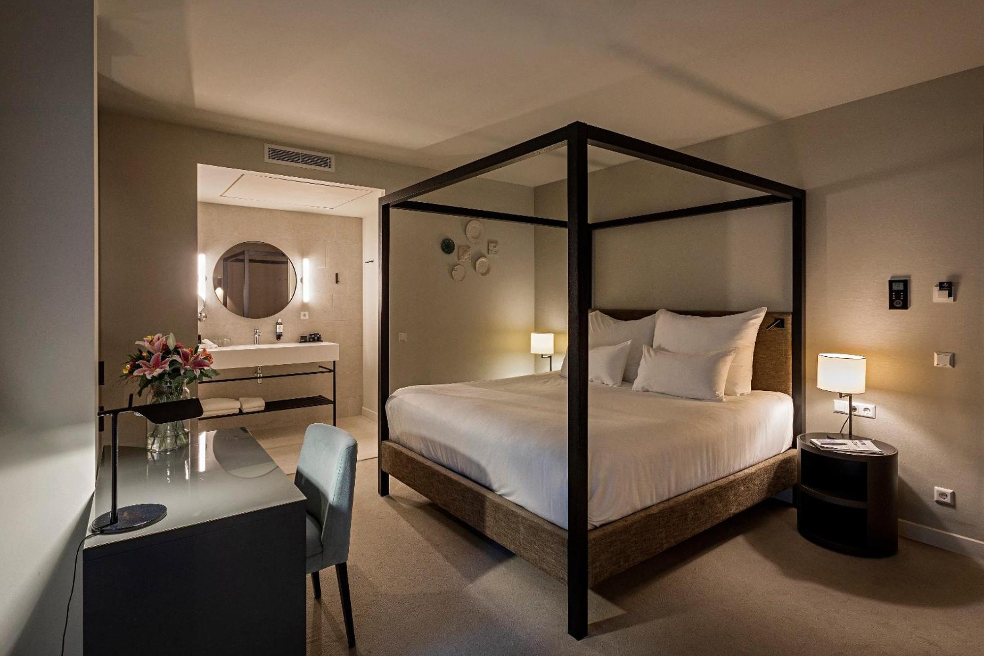 Pestana Riverside 5*