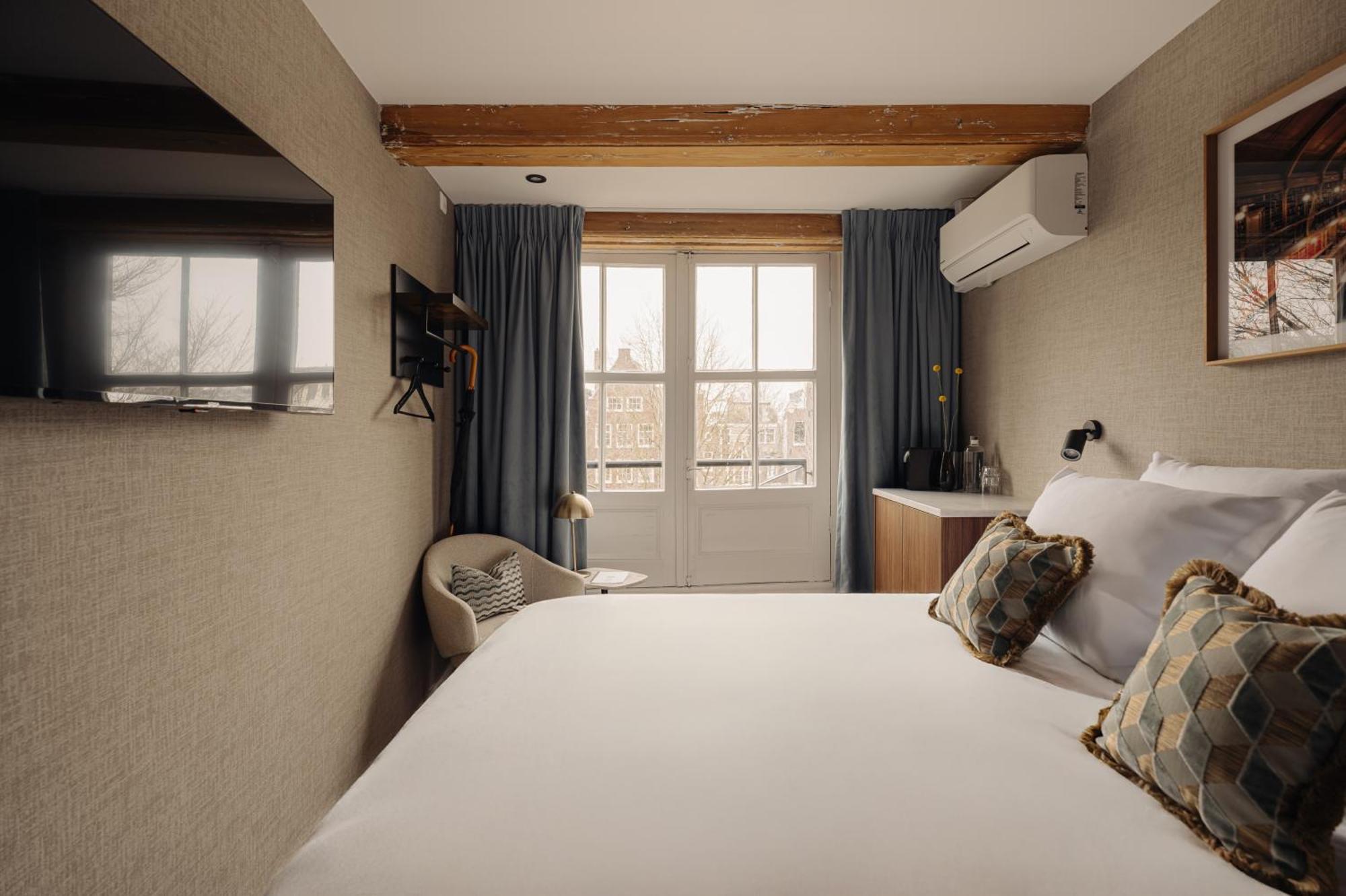 Hotel Adam's Canal House 4*