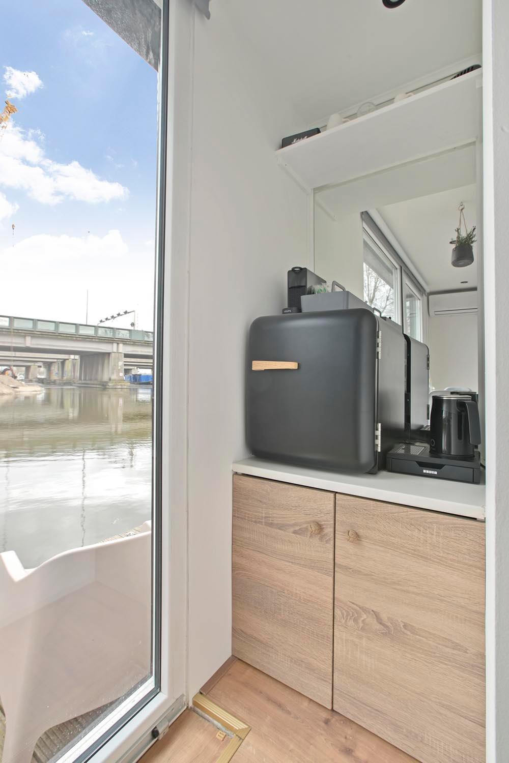 Frühstückspension Houseboat The New - Nieuwe *
