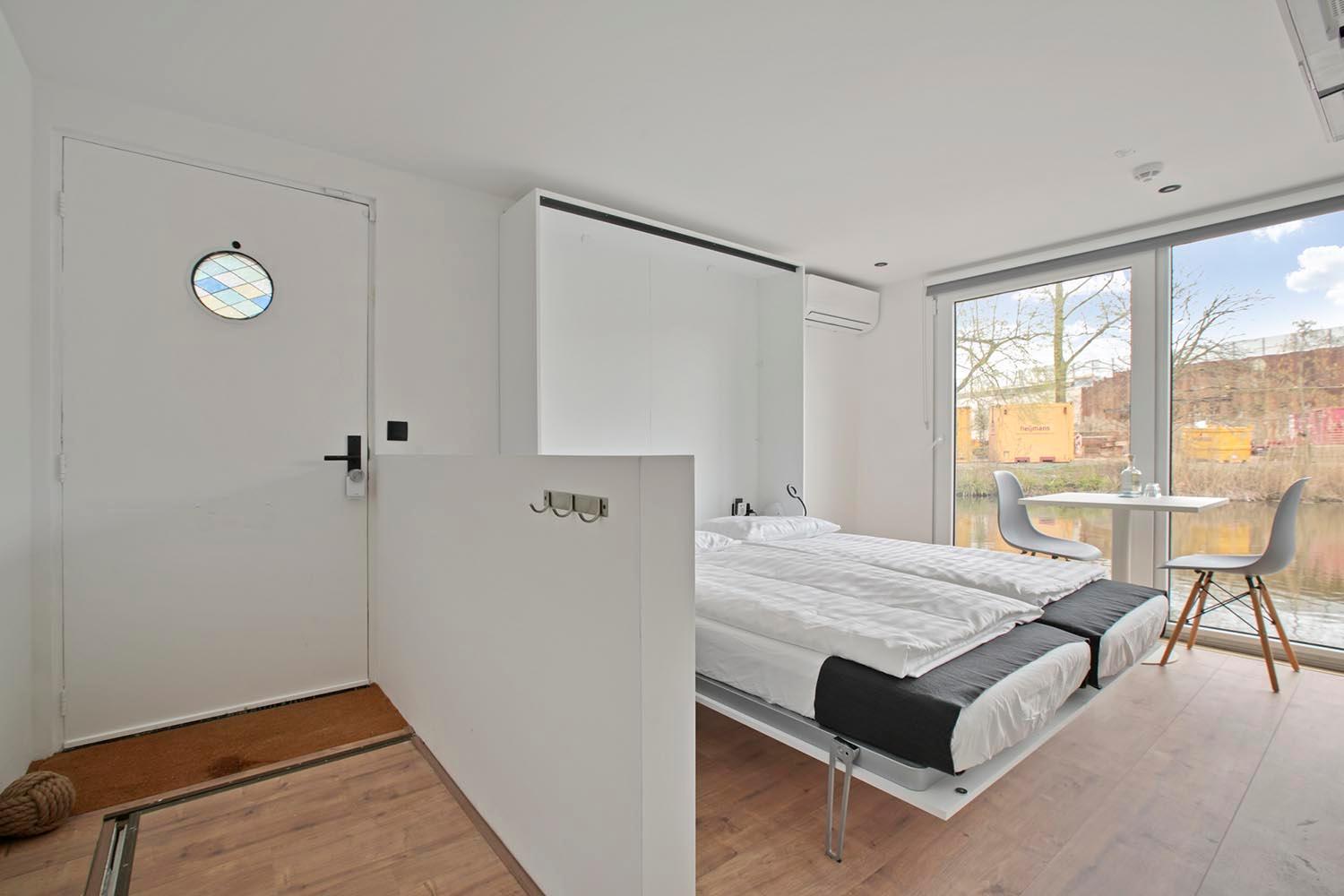Houseboat The New - Nieuwe Frühstückspension Amsterdam