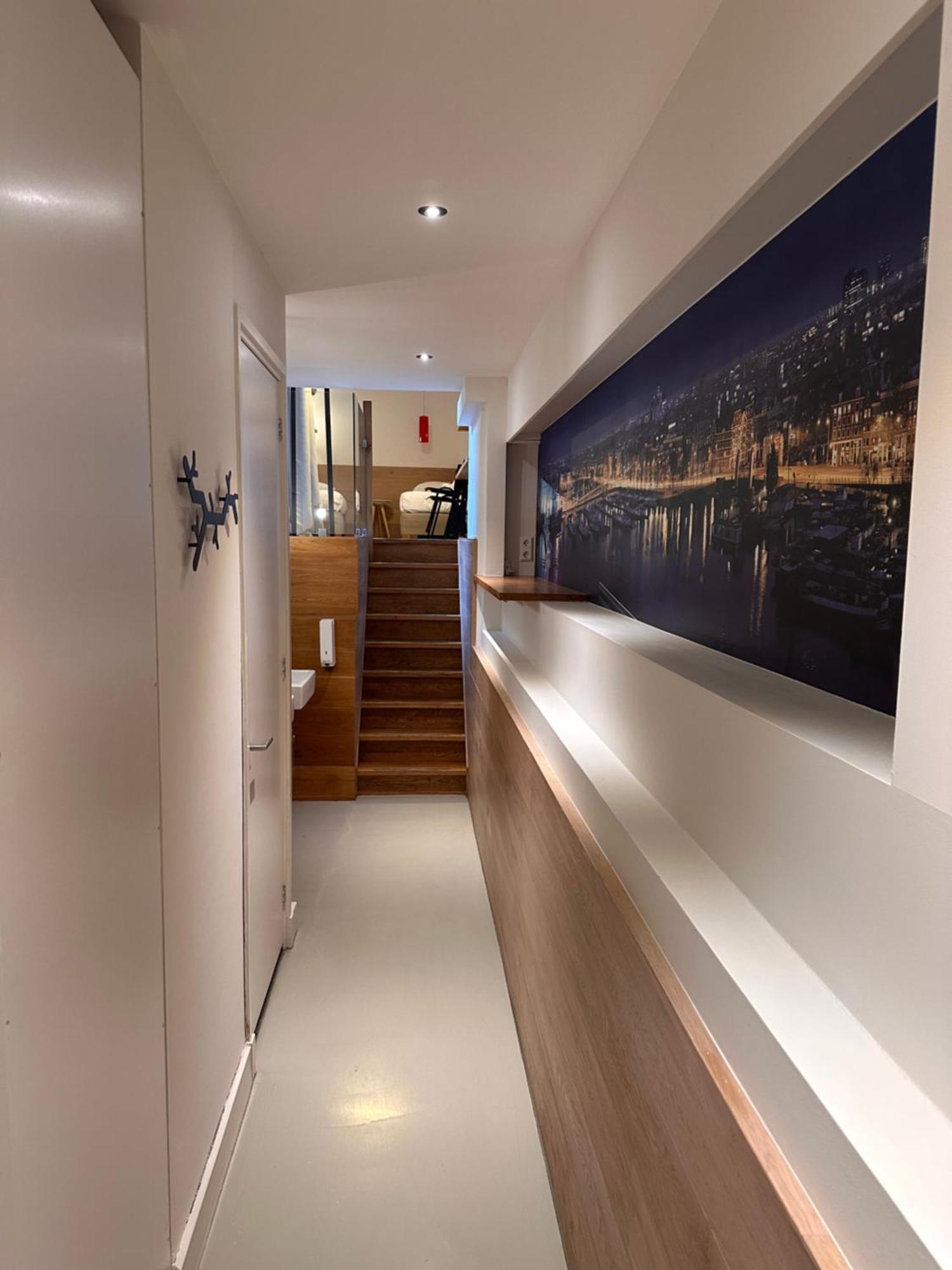 Marnix360apartments The Mansion Aparthotel 2*