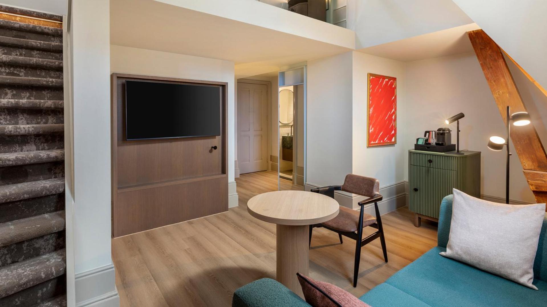 The College Amsterdam, Autograph Collection 5*