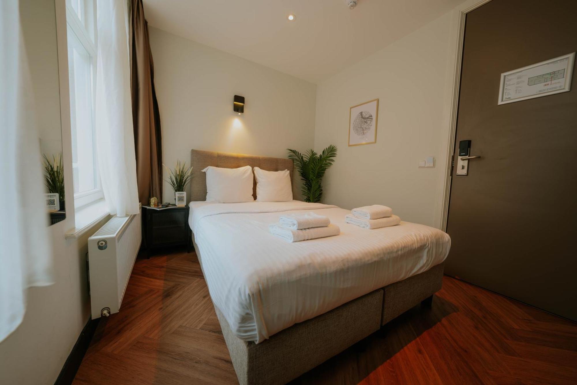 Heye 130 Hotel 2*