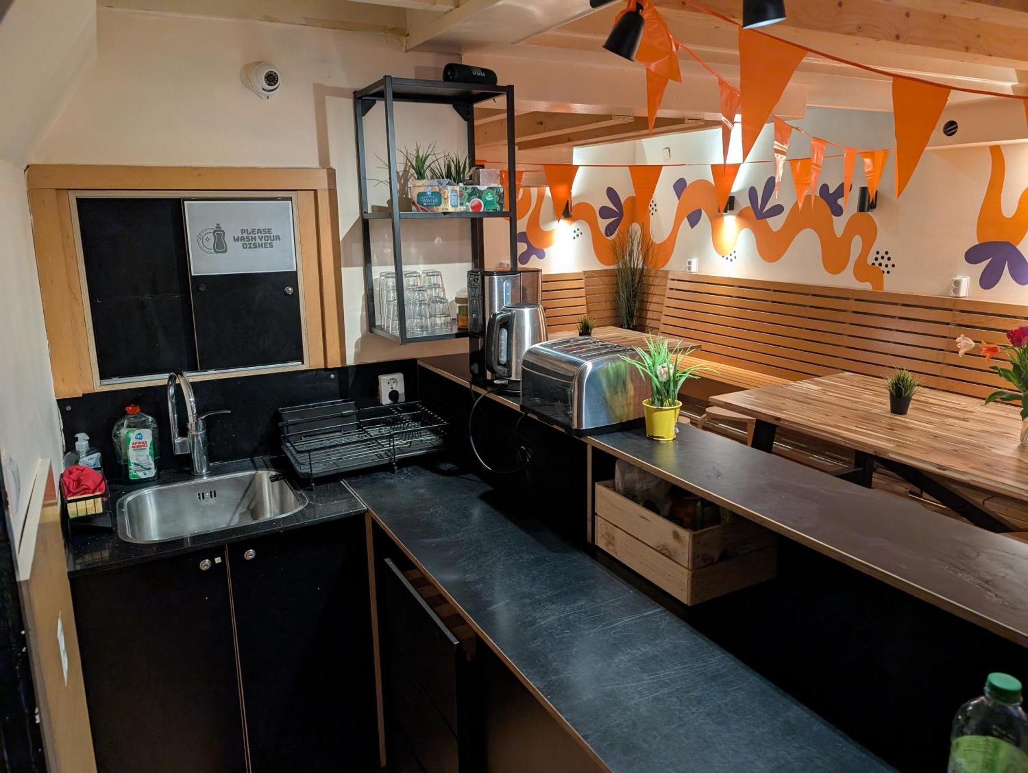 Amsterdam Hostel Sarphati * Amsterdam