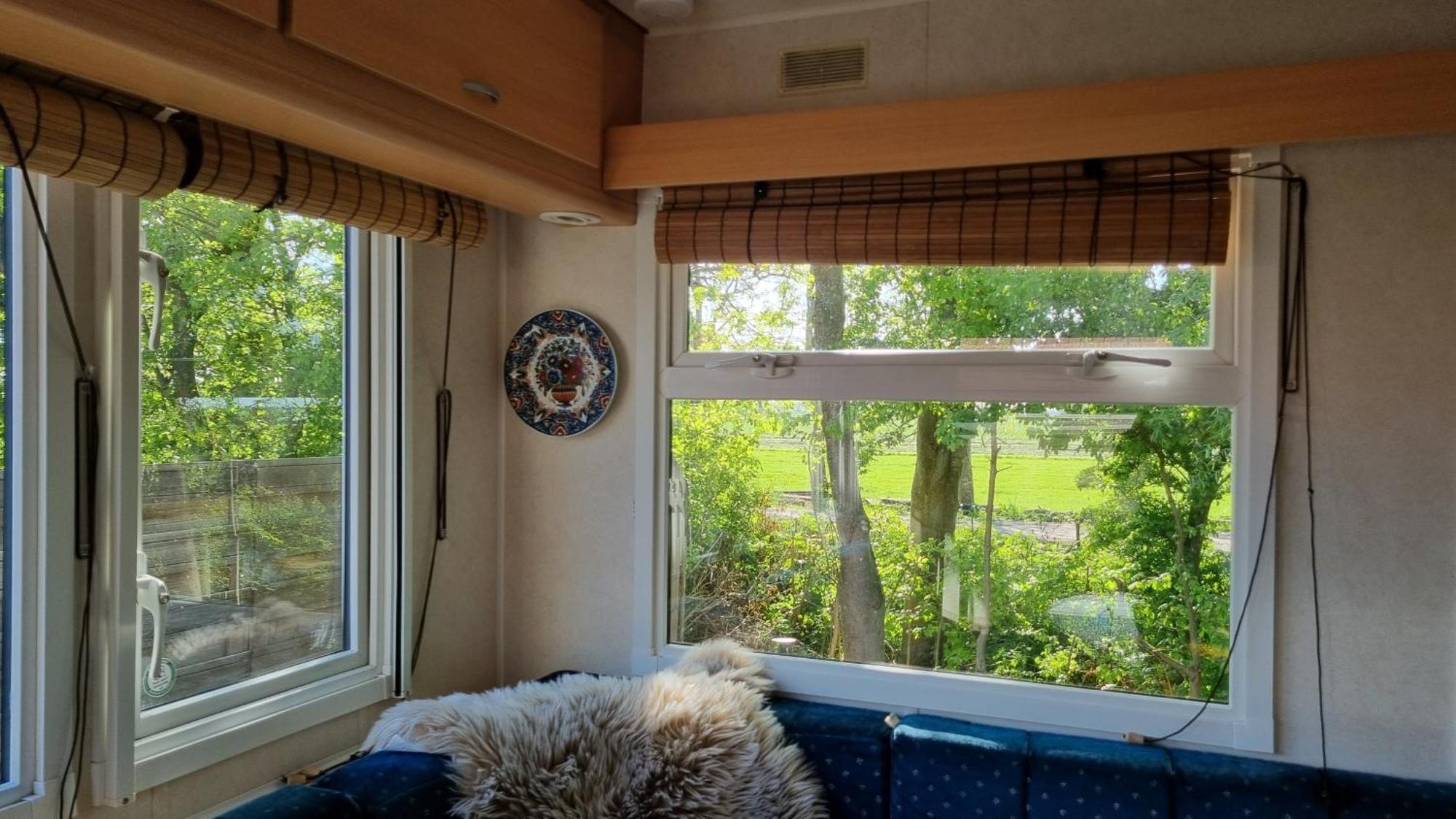 Farmer Farmyard Stays, Sleep Easy, Rural, Explore Campsite *