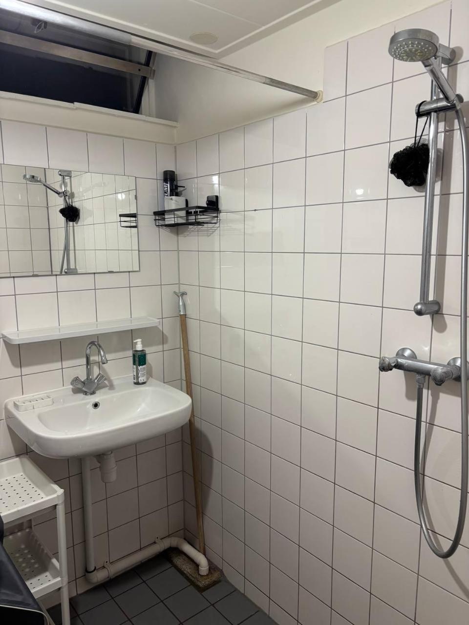 Apartment Entire In A Shared In Noord Close To The Center Station *