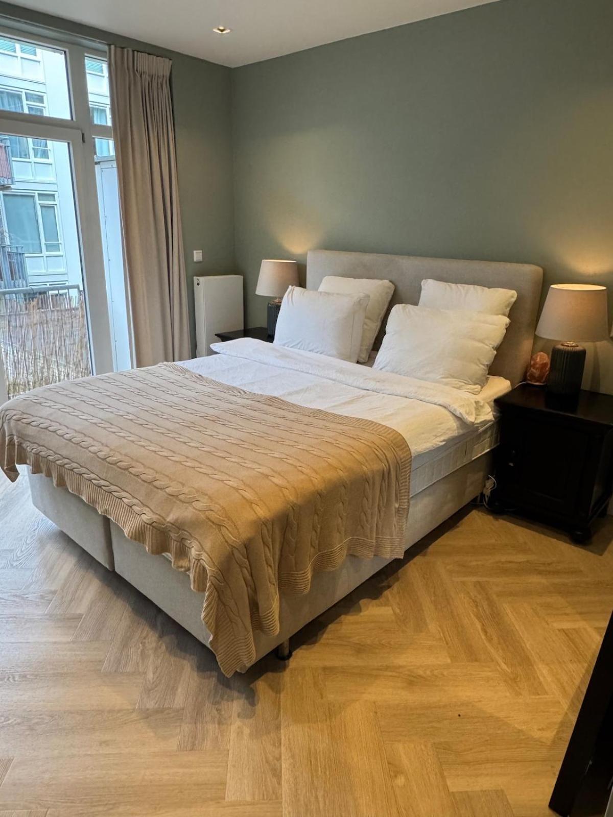 Luxurious, Spacious Amsterdam