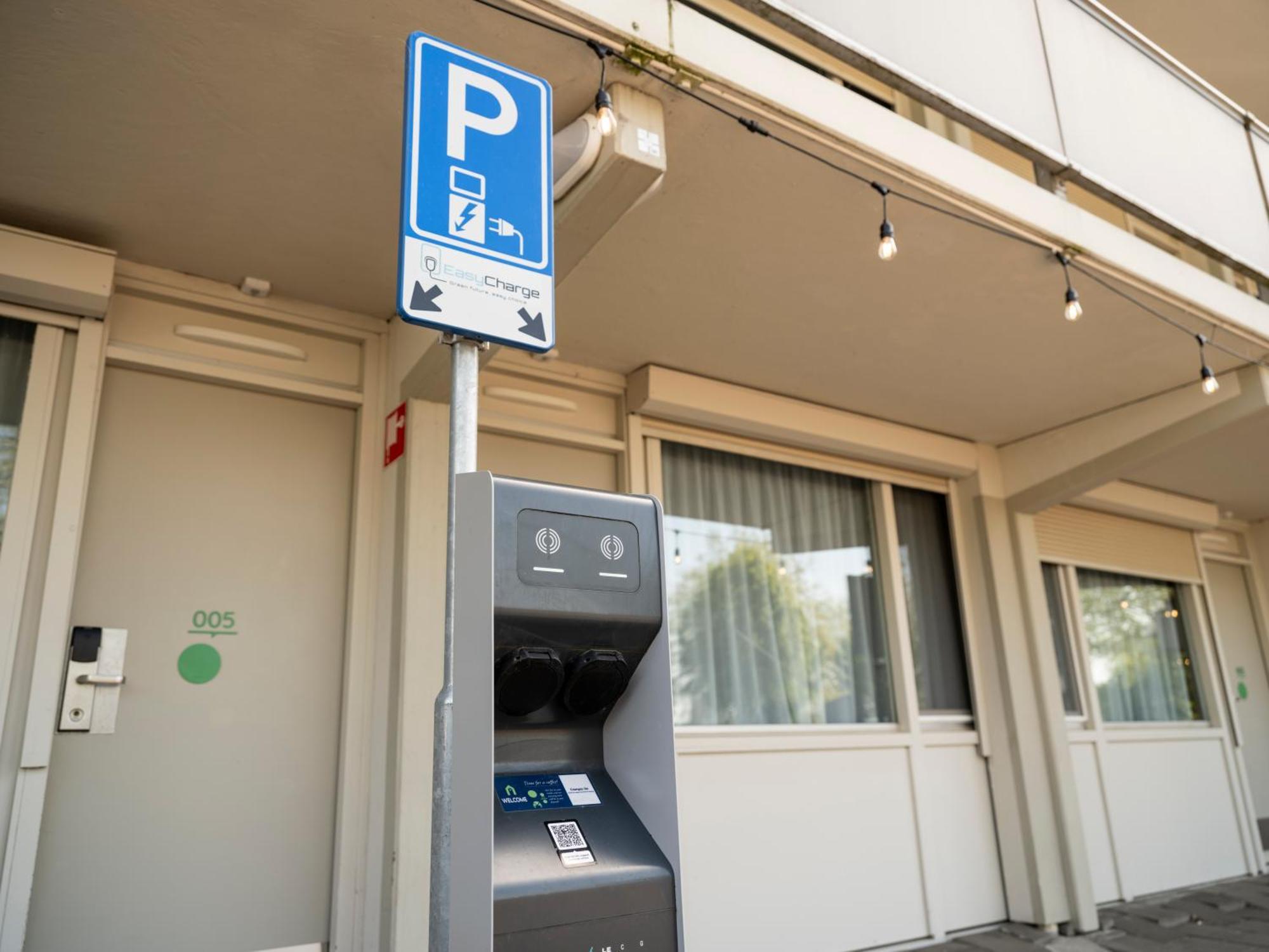 Campanile Hotel&restaurant Zuid-oost Hotel 3*