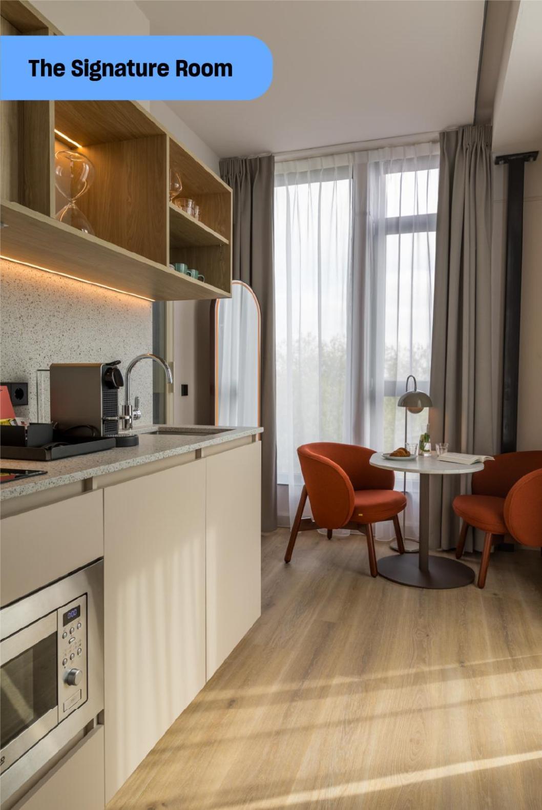 Hotel The Social Hub Extended 4*