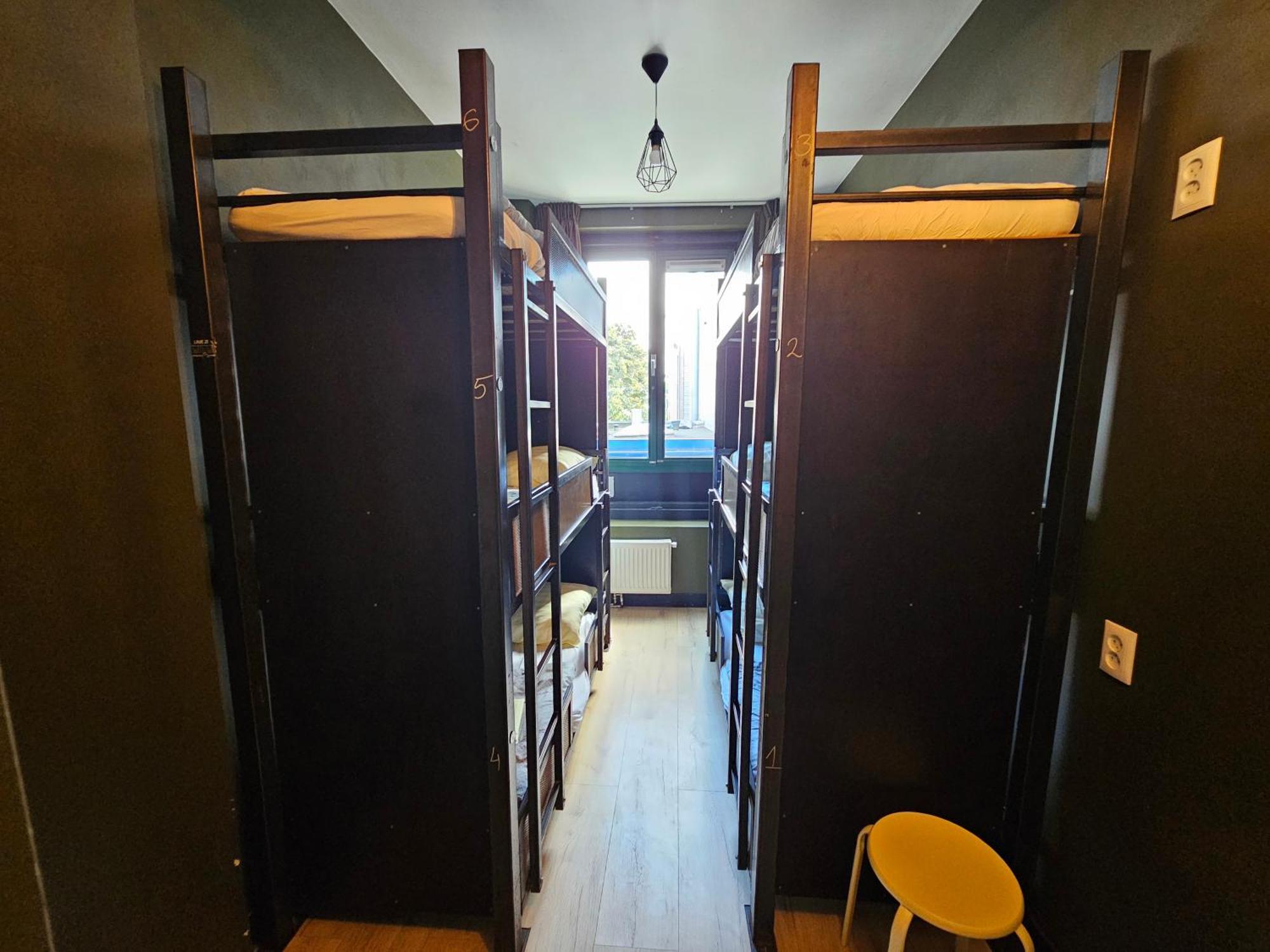 Crossroads Hostel Amsterdam Hostel *