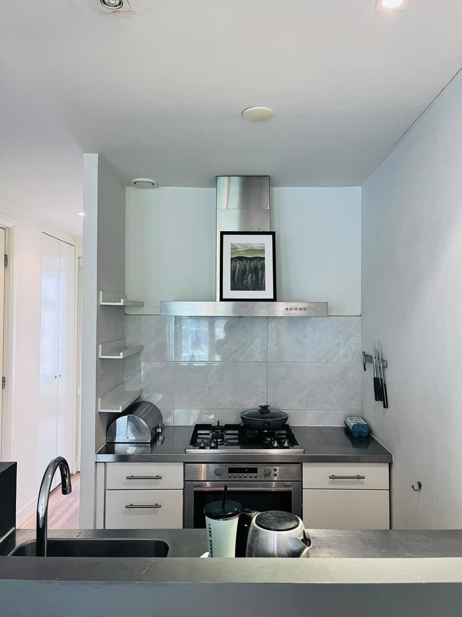 Cozy Museum Area Apartment *
