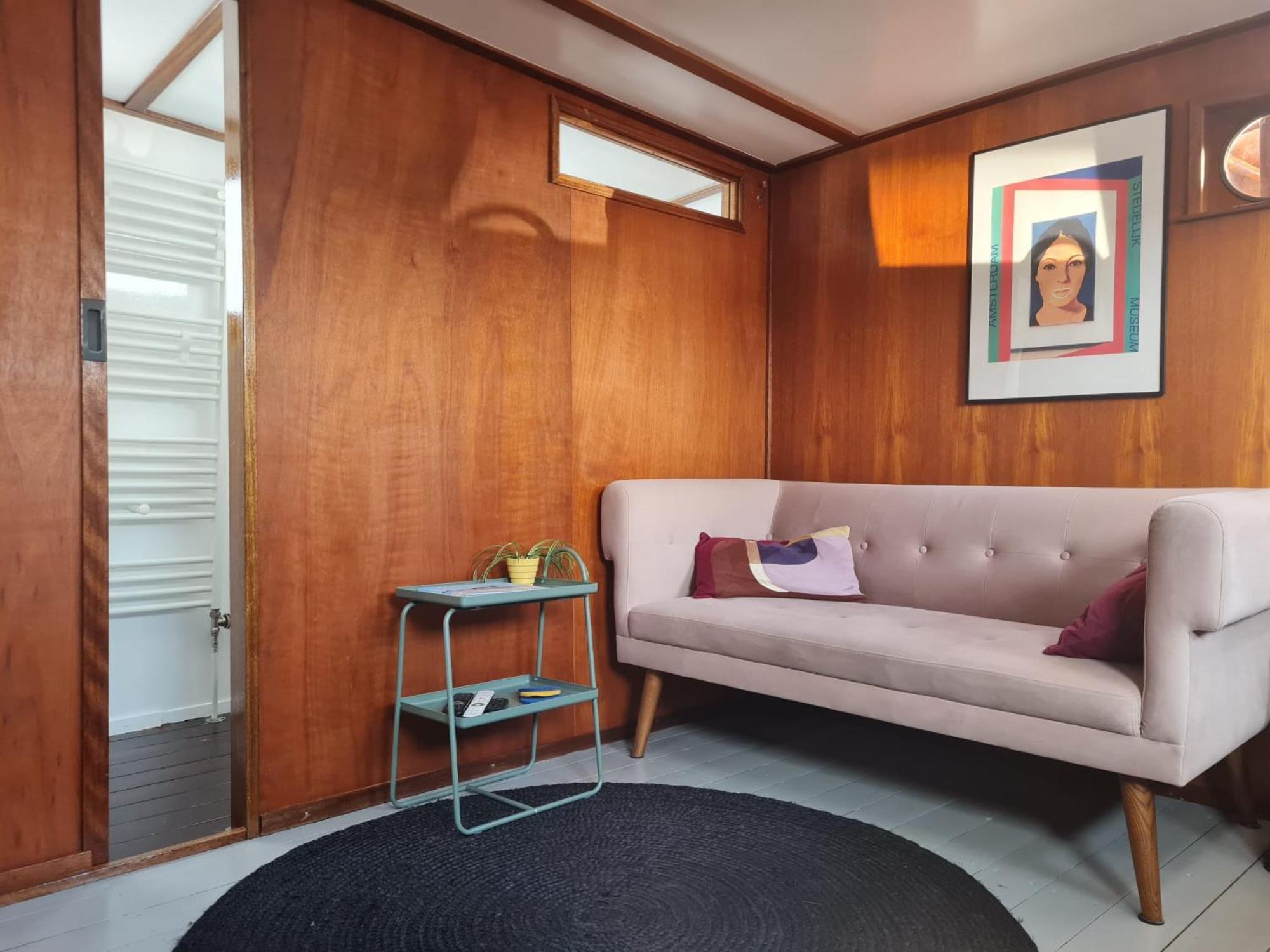 Bed & Breakfast Charmante Kapiteinshut Op Historisch Schip De Hoop