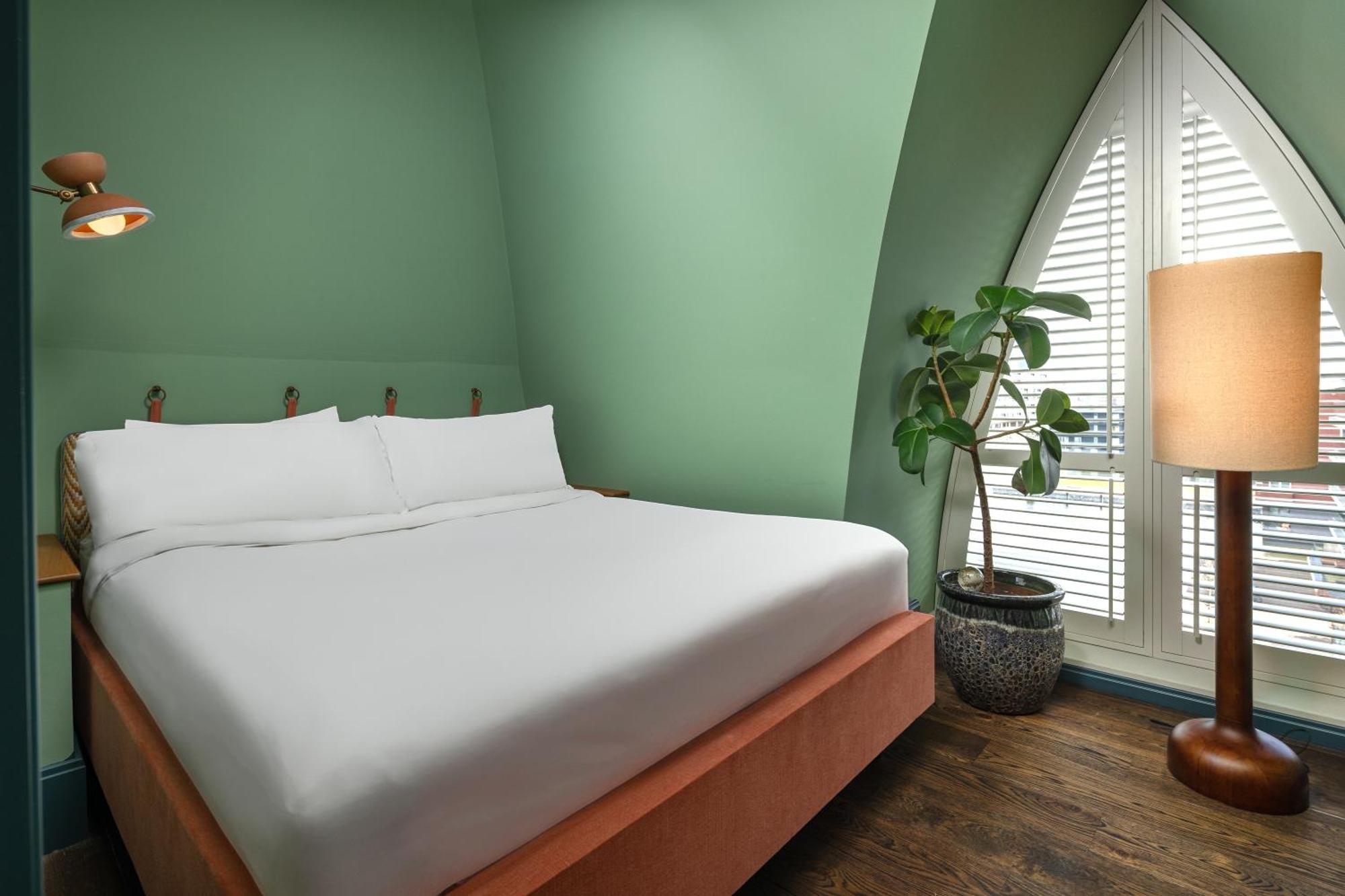 The July - Boat & Co Hotel Amsterdam