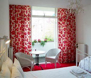Bed And Breakfast Amsterdam Hotel