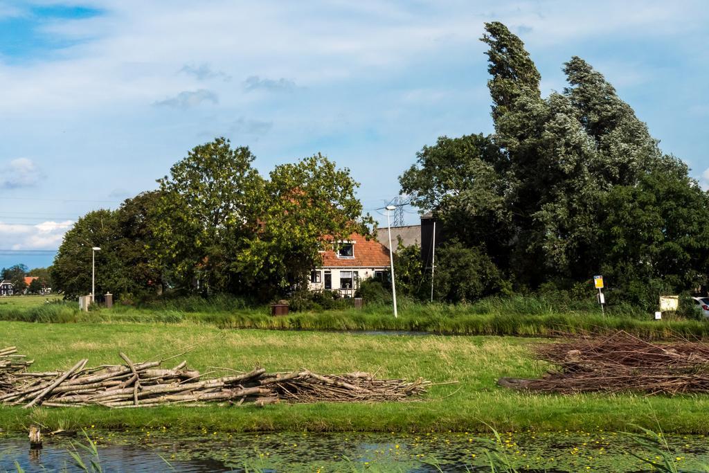 Voorhuis En Klein Waterland * Amsterdam