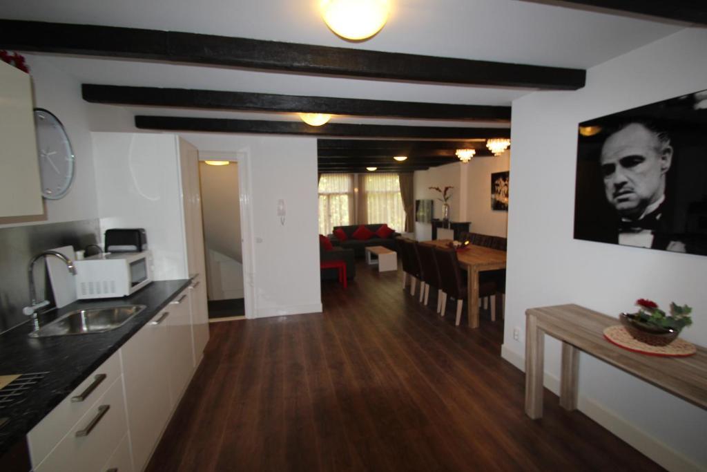 Coco's Outback Apartment Amsterdam