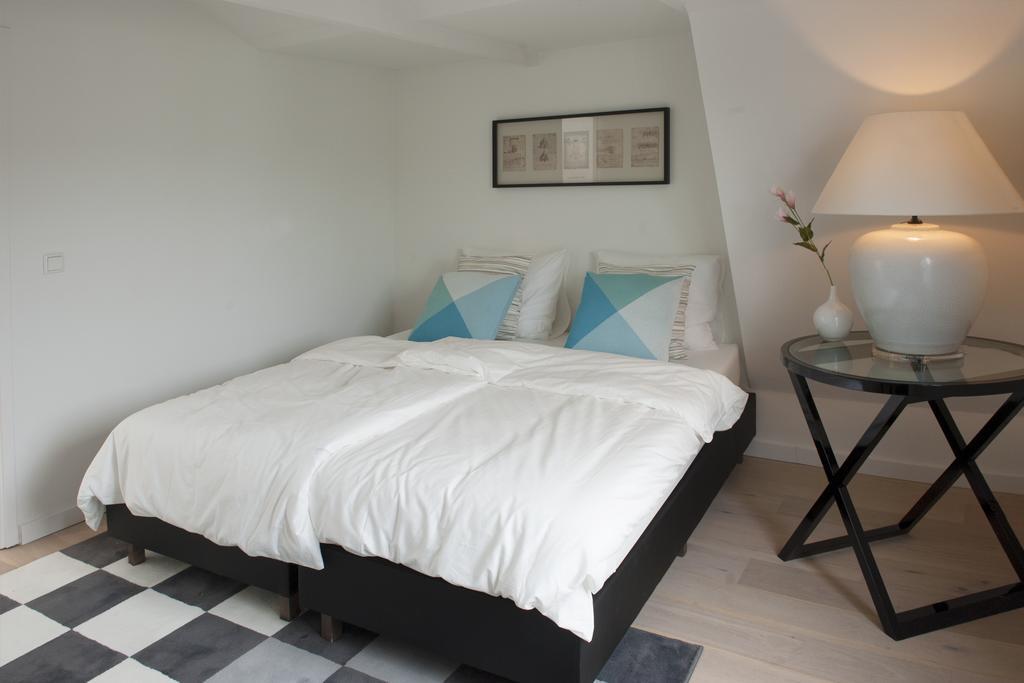 Van Gogh Apartment Amsterdam